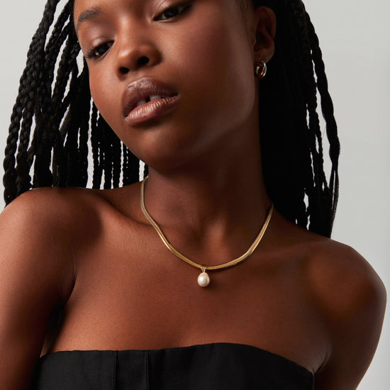 Baroque Pearl Snake Chain Pendant Necklace | 18ct Gold Plated Vermeil/Pearl Necklaces Missoma