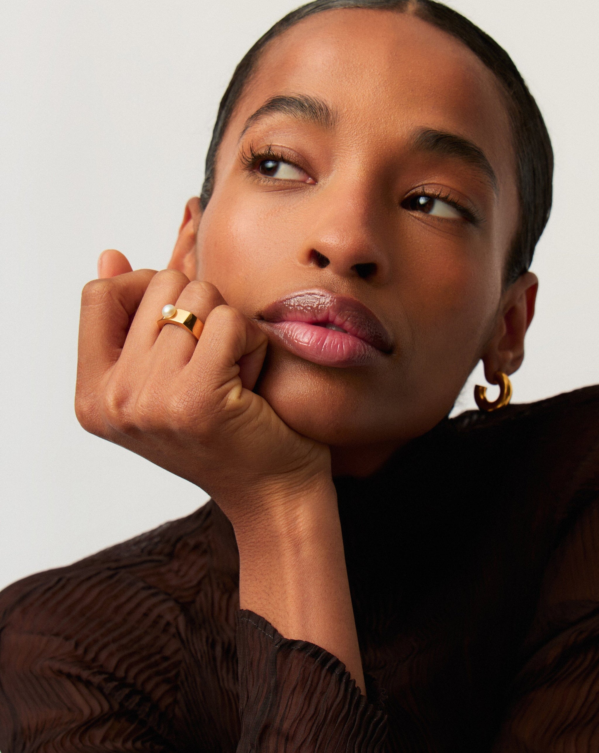 Button Pearl Square Chunky Ring | 18ct Gold Plated Vermeil/Pearl Rings Missoma