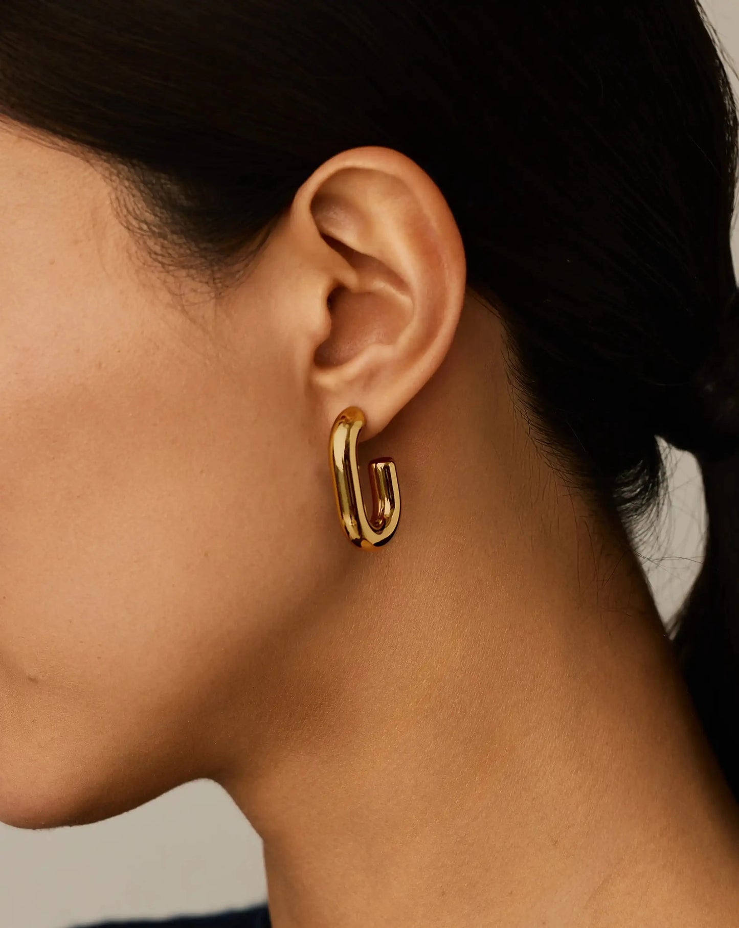 Chubby Oval Medium Hoop Earrings | 18ct Gold Plated Earrings Missoma