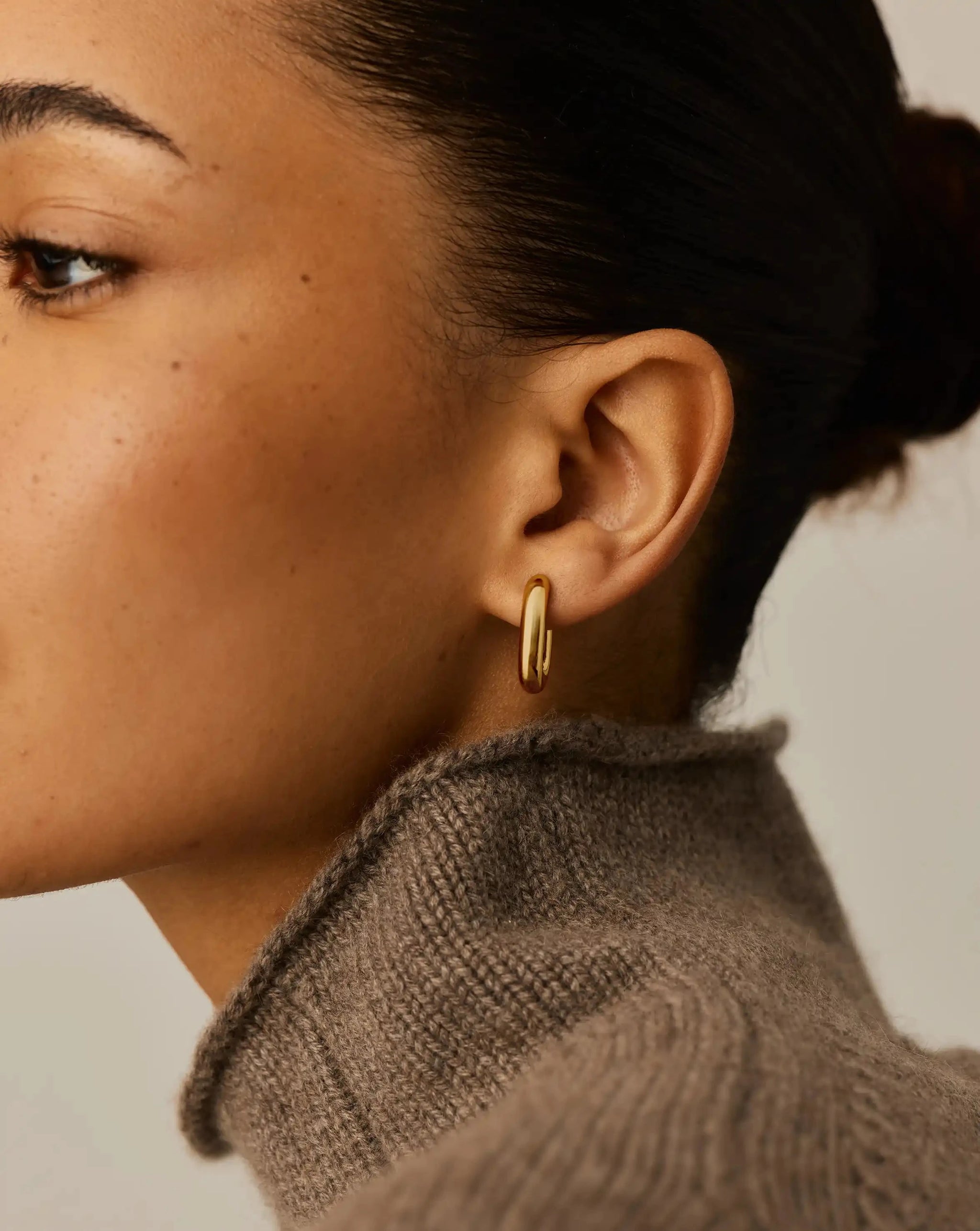 Chubby Oval Small Hoop Earrings | 18ct Gold Plated Earrings Missoma