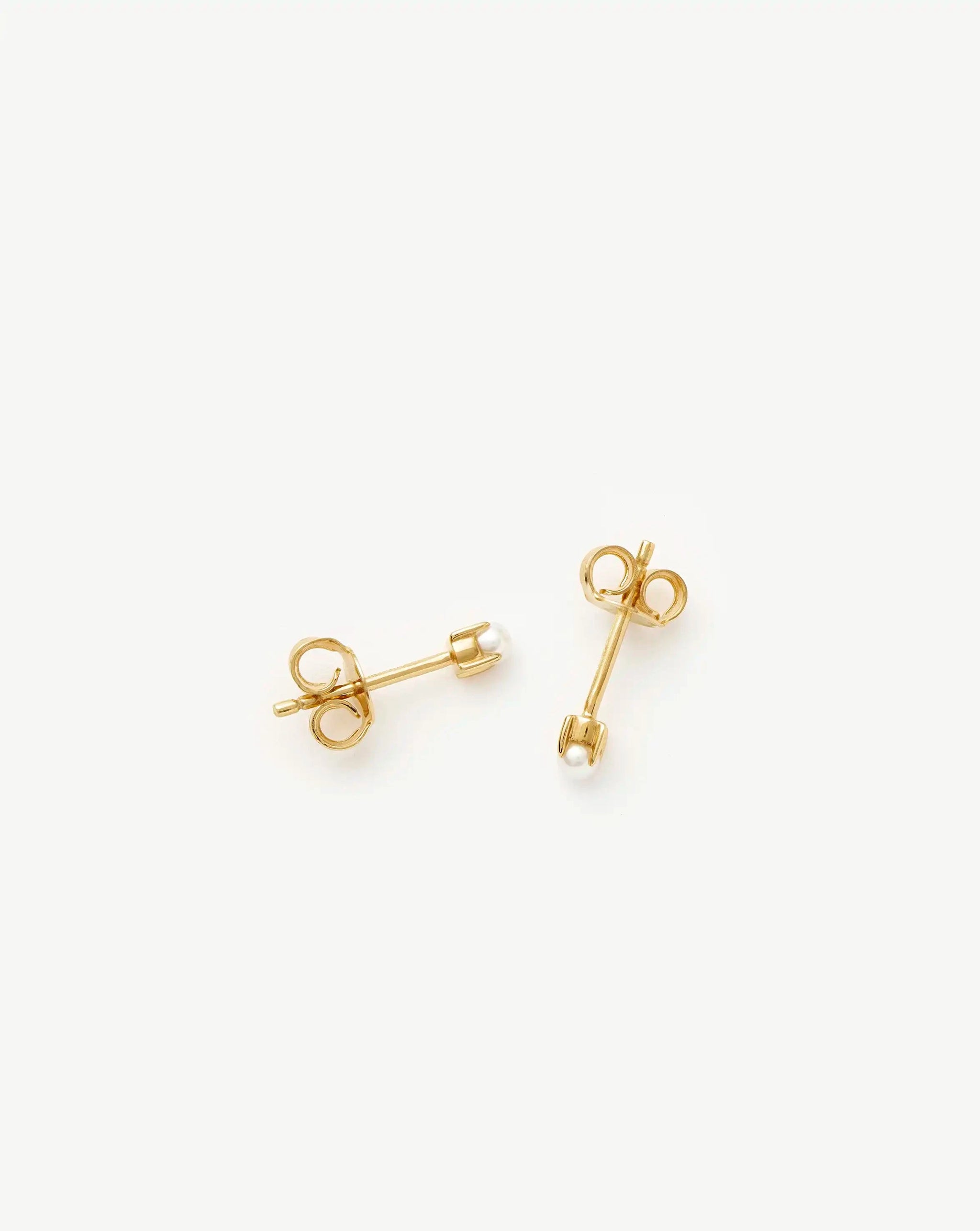 Classic Pearl Stud Earrings | 18ct Gold Vermeil/Pearl Earrings Missoma