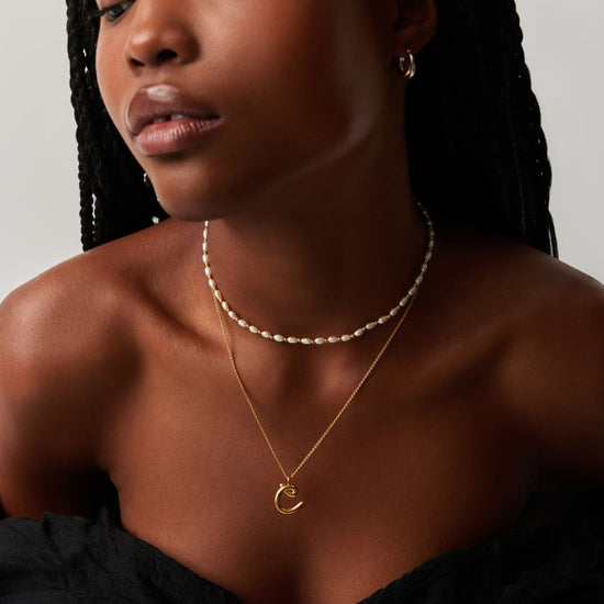Curly Molten Initial Pendant Necklace - Initial C | 18ct Gold Plated Vermeil Necklaces Missoma
