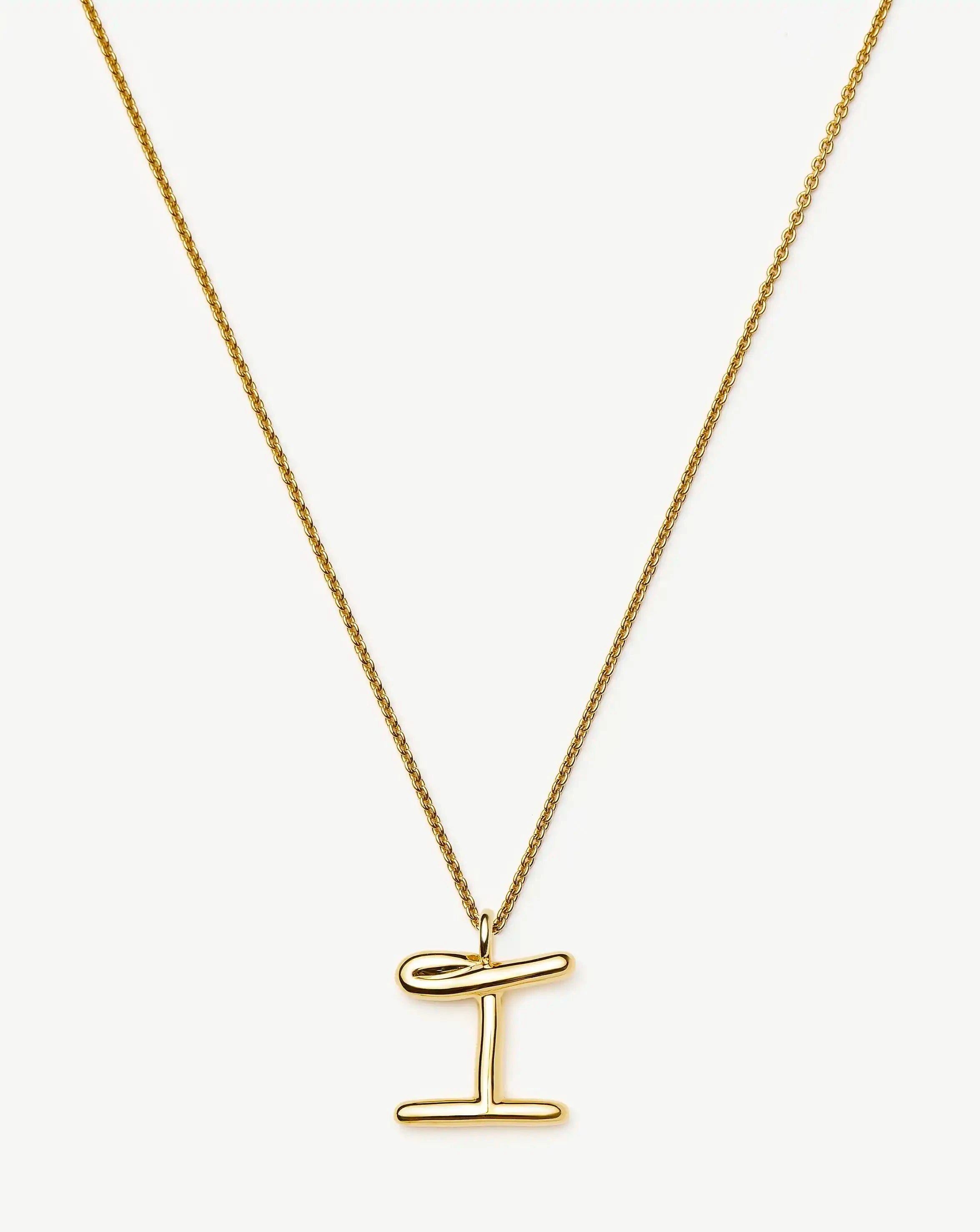 【Missoma】CURLY MOLTEN イニシャル ペンダント A 関税込 Curly Molten Initial Pendant Necklace - Initial A | 18k Gold