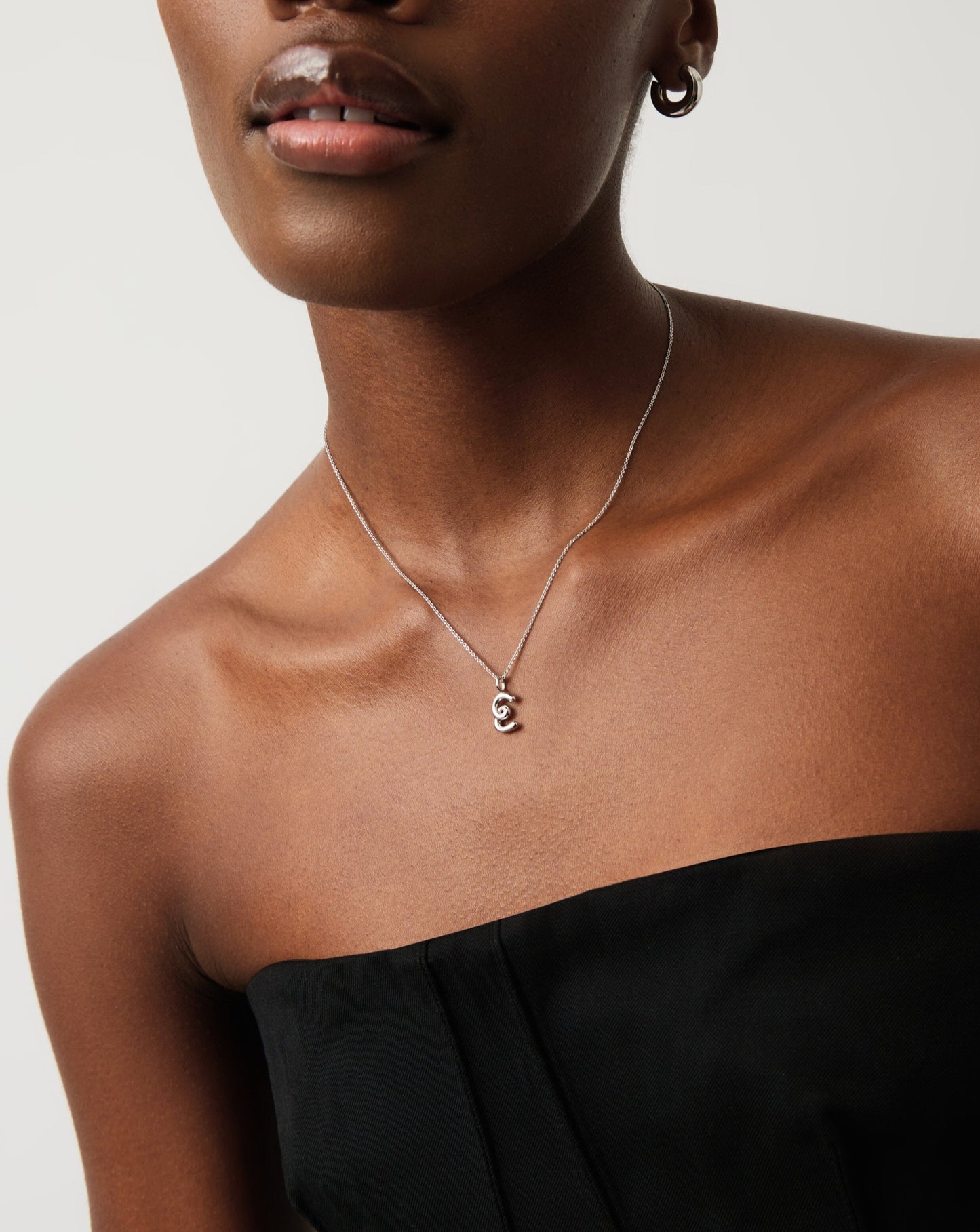 Curly Molten Mini Initial Necklace - E | Sterling Silver Necklaces Missoma