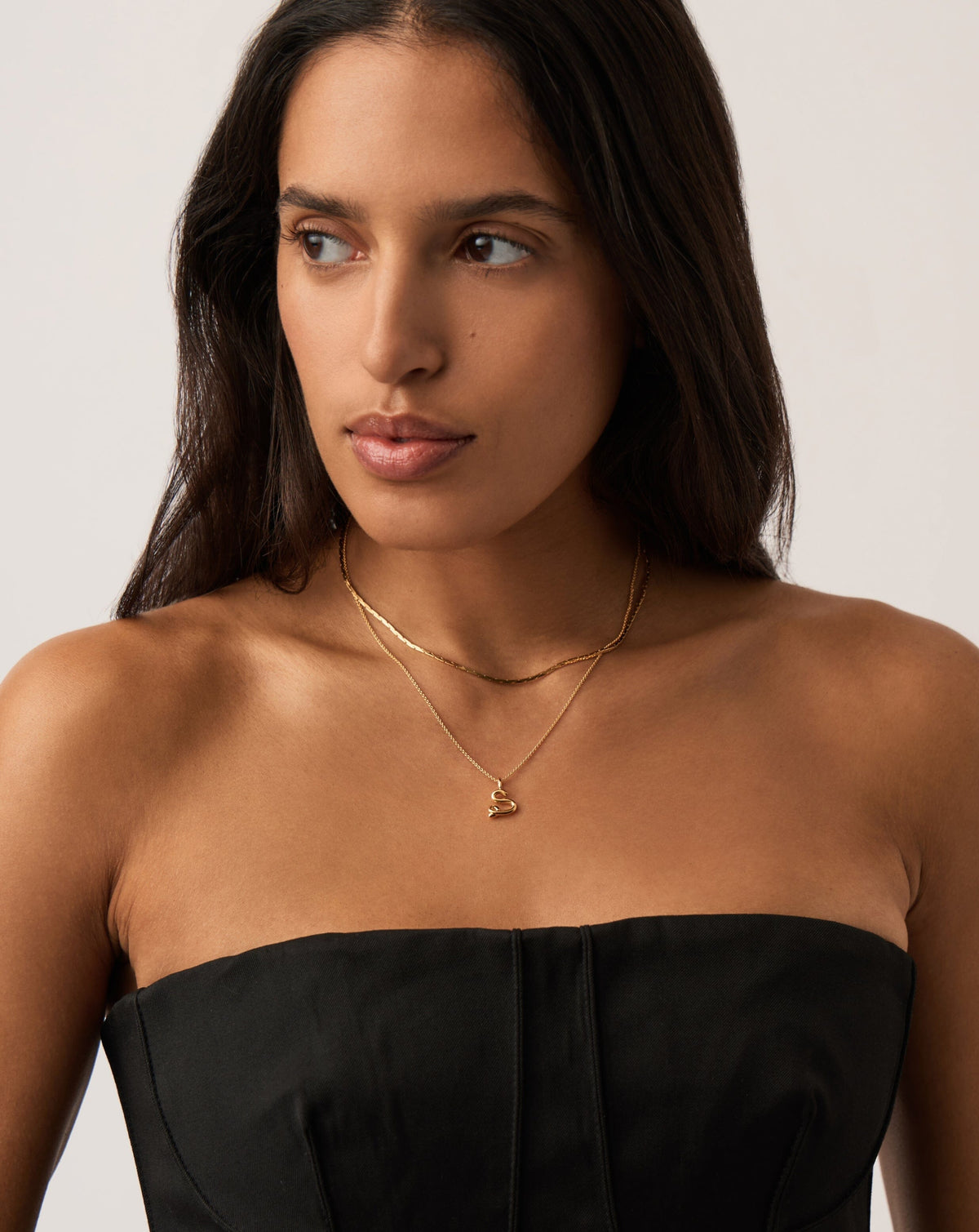 Curly Molten Mini Initial Necklace - S | 18ct Gold Vermeil Necklaces Missoma