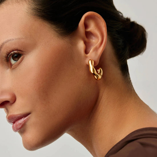 Eny Puffy Medium Hoop Earrings | 18ct Gold Plated Earrings Missoma