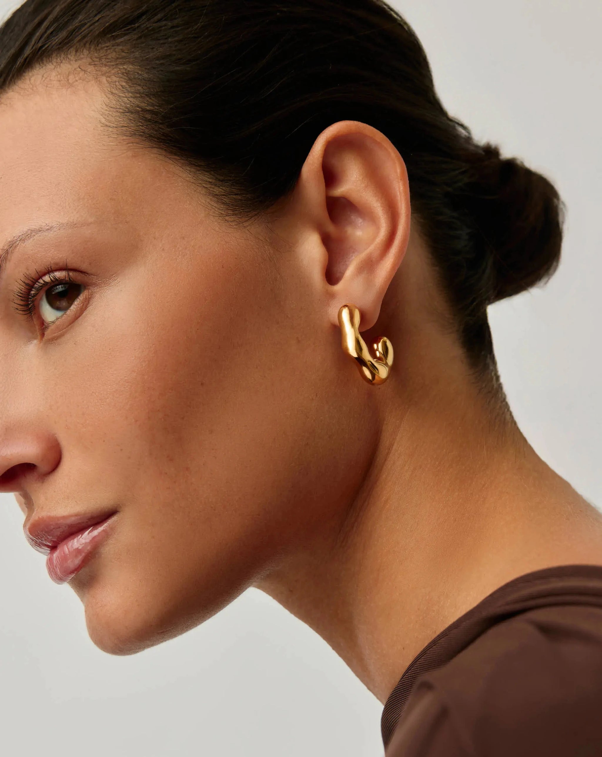 Eny Puffy Medium Hoop Earrings | 18ct Gold Plated Earrings Missoma