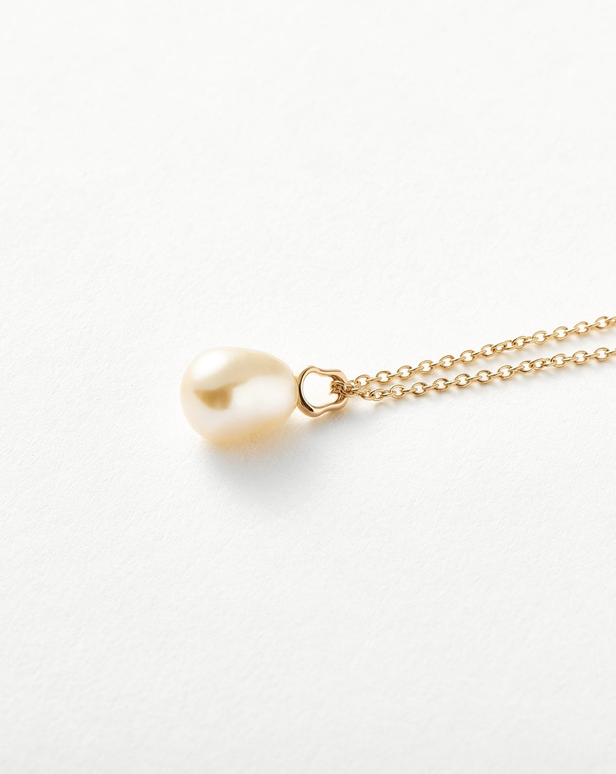 Fine Baroque Pearl Organic Pendant Necklace Necklaces Missoma