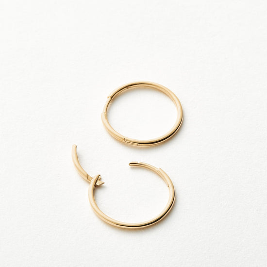 Fine Classic Medium Hoop Earrings Earrings Missoma