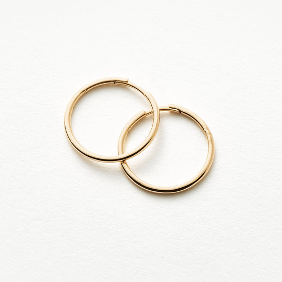 Fine Classic Medium Hoop Earrings Earrings Missoma