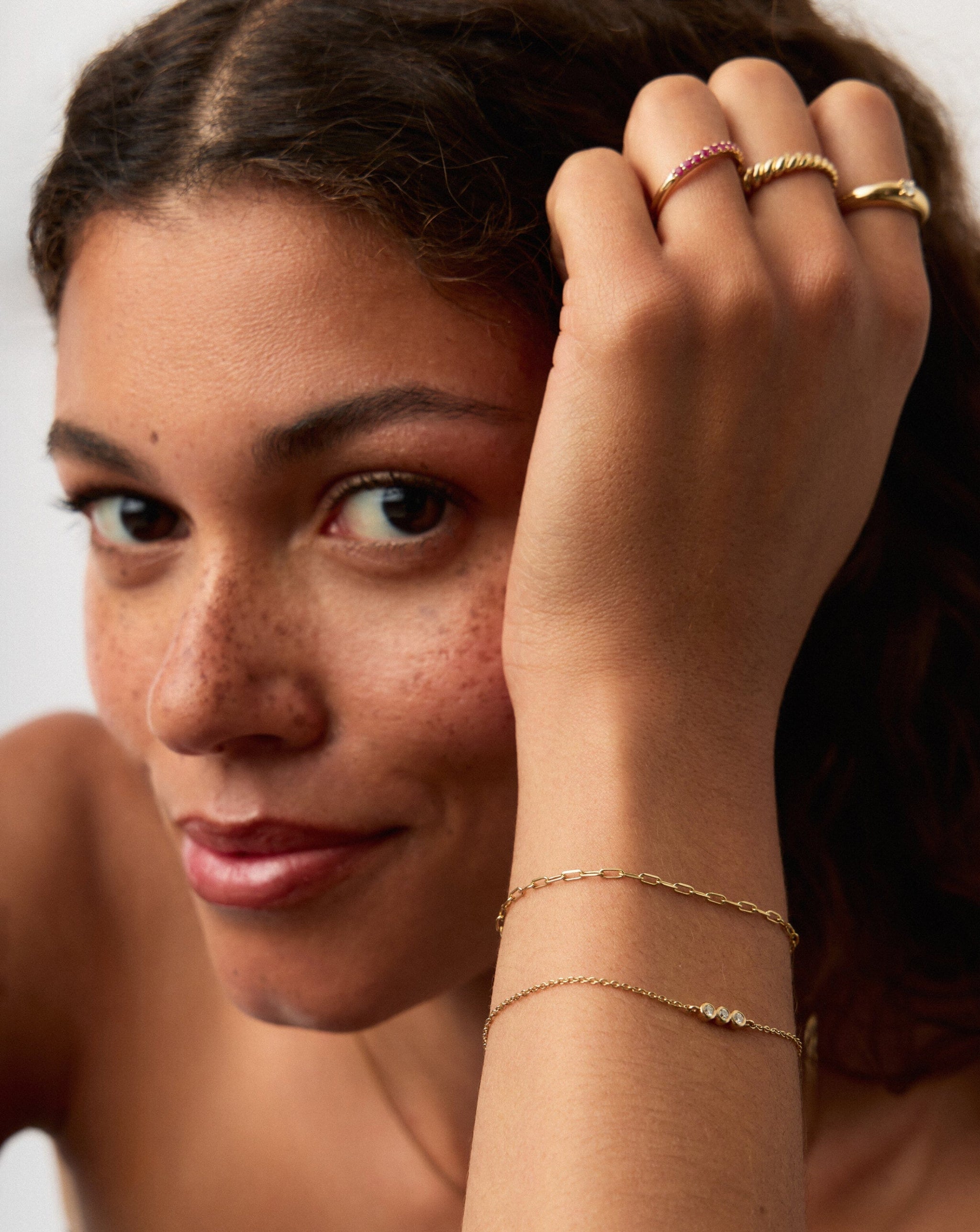 Fine Classic Paperclip Chain Bracelet | 14ct Solid Gold Bracelets Missoma