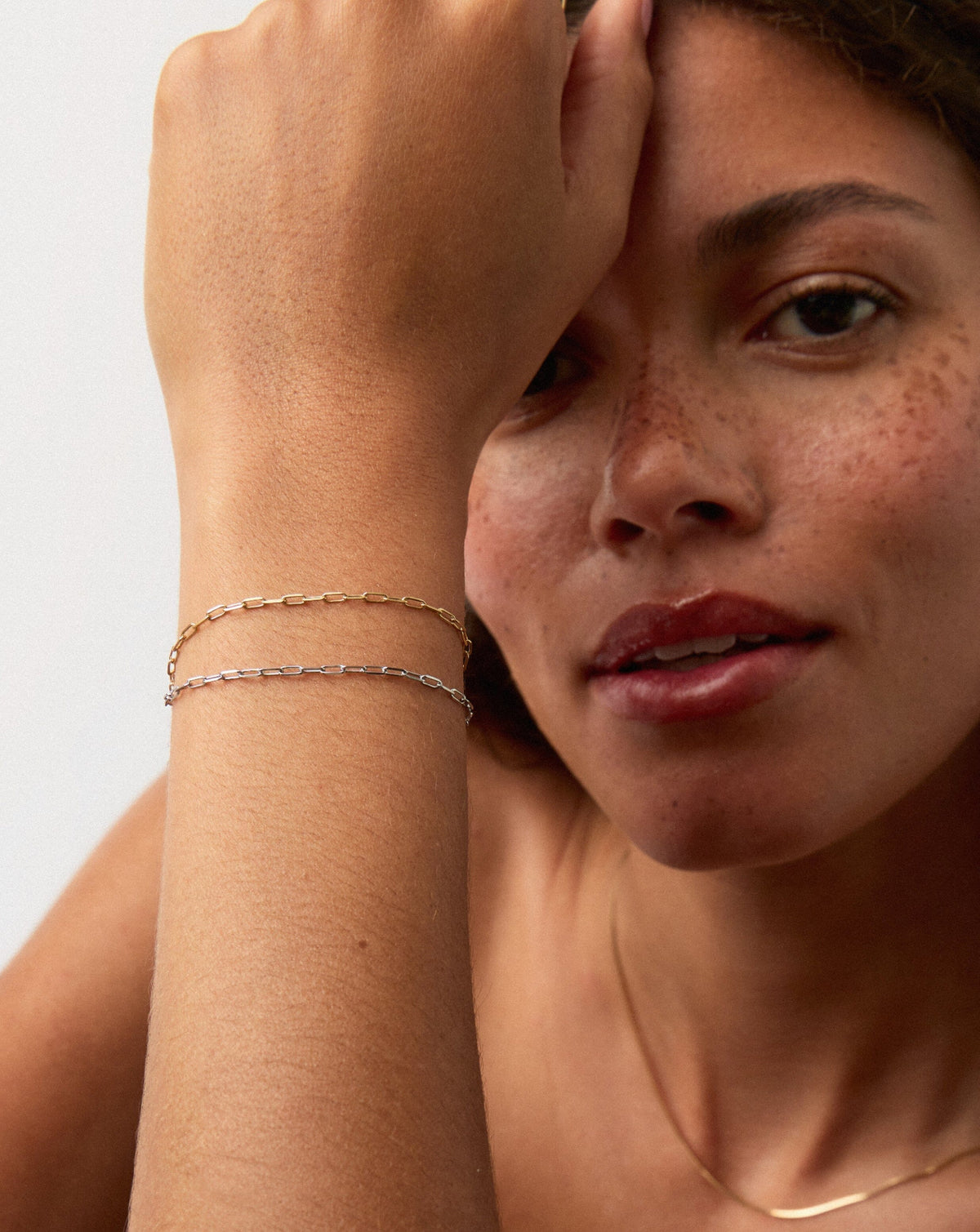 Fine Classic Paperclip Chain Bracelet | 14ct Solid Gold Bracelets Missoma