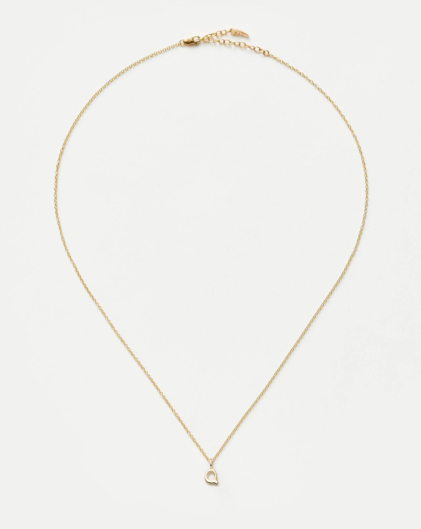 Fine Initial Mini Pendant Necklace - Q | 14ct Solid Gold Necklaces Missoma