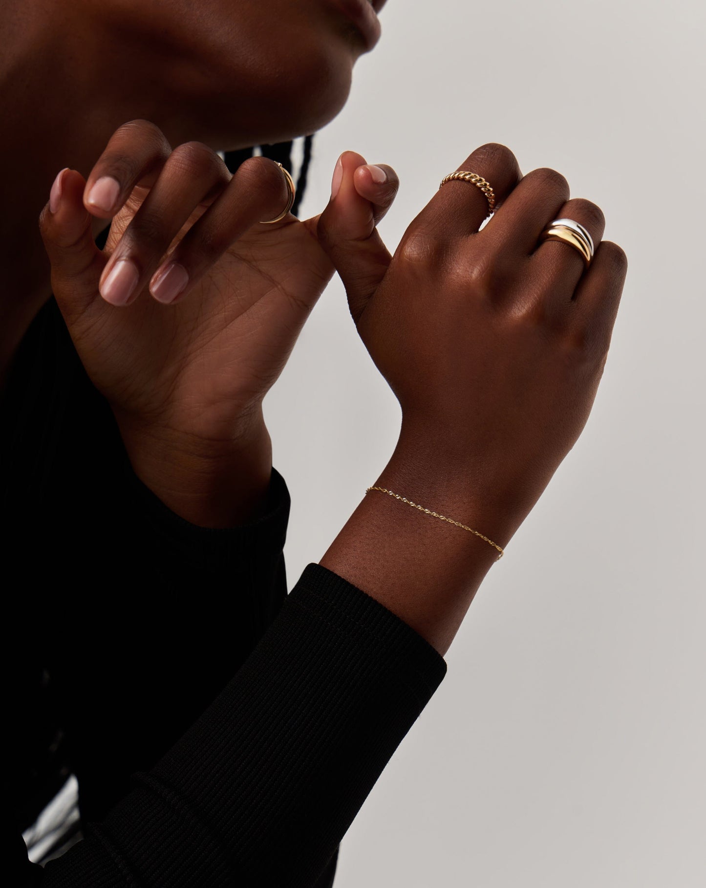 Fine Twisted Chain Bracelet | 14ct Solid Gold Bracelets Missoma