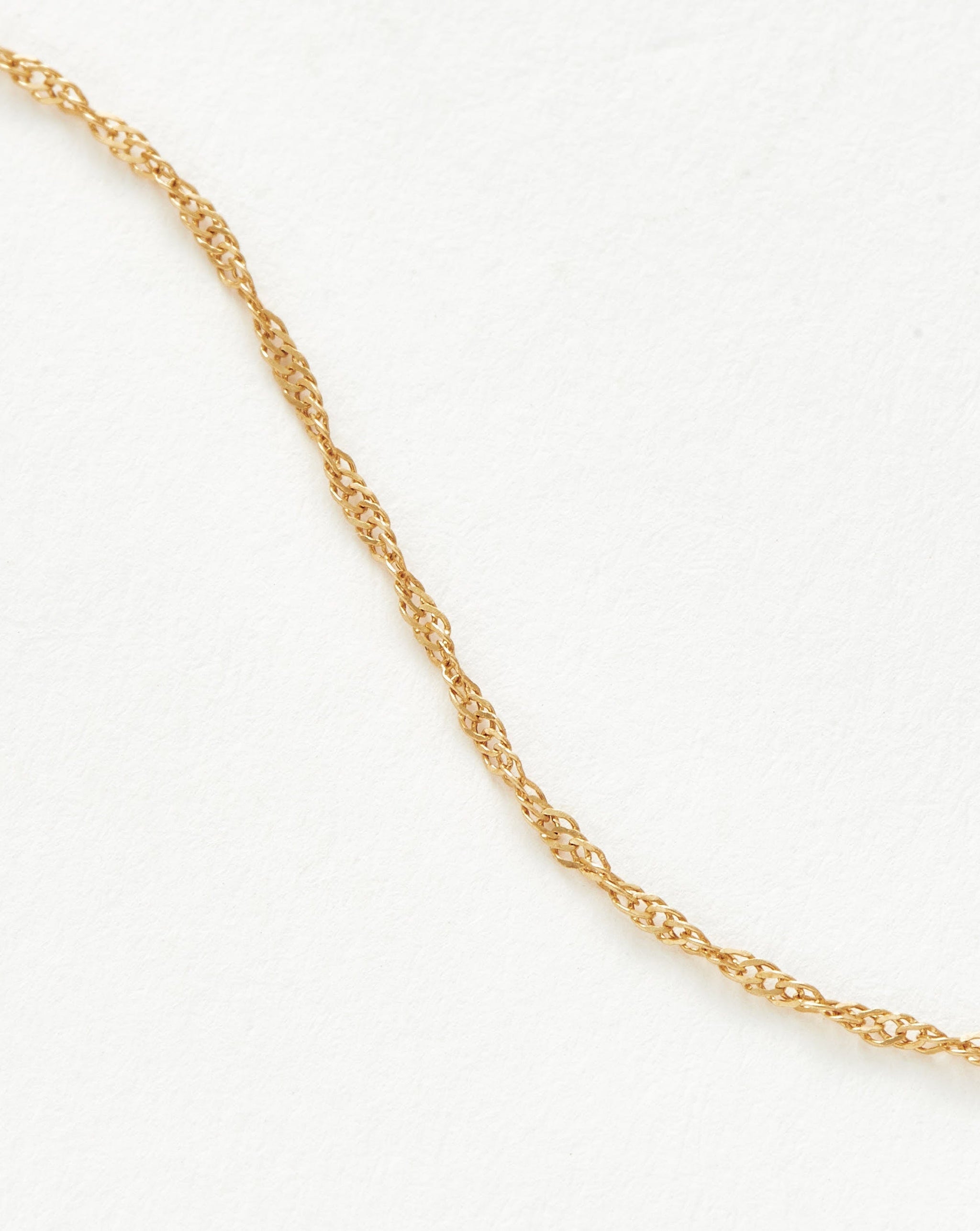 Fine Twisted Short Chain Necklace Necklaces Missoma