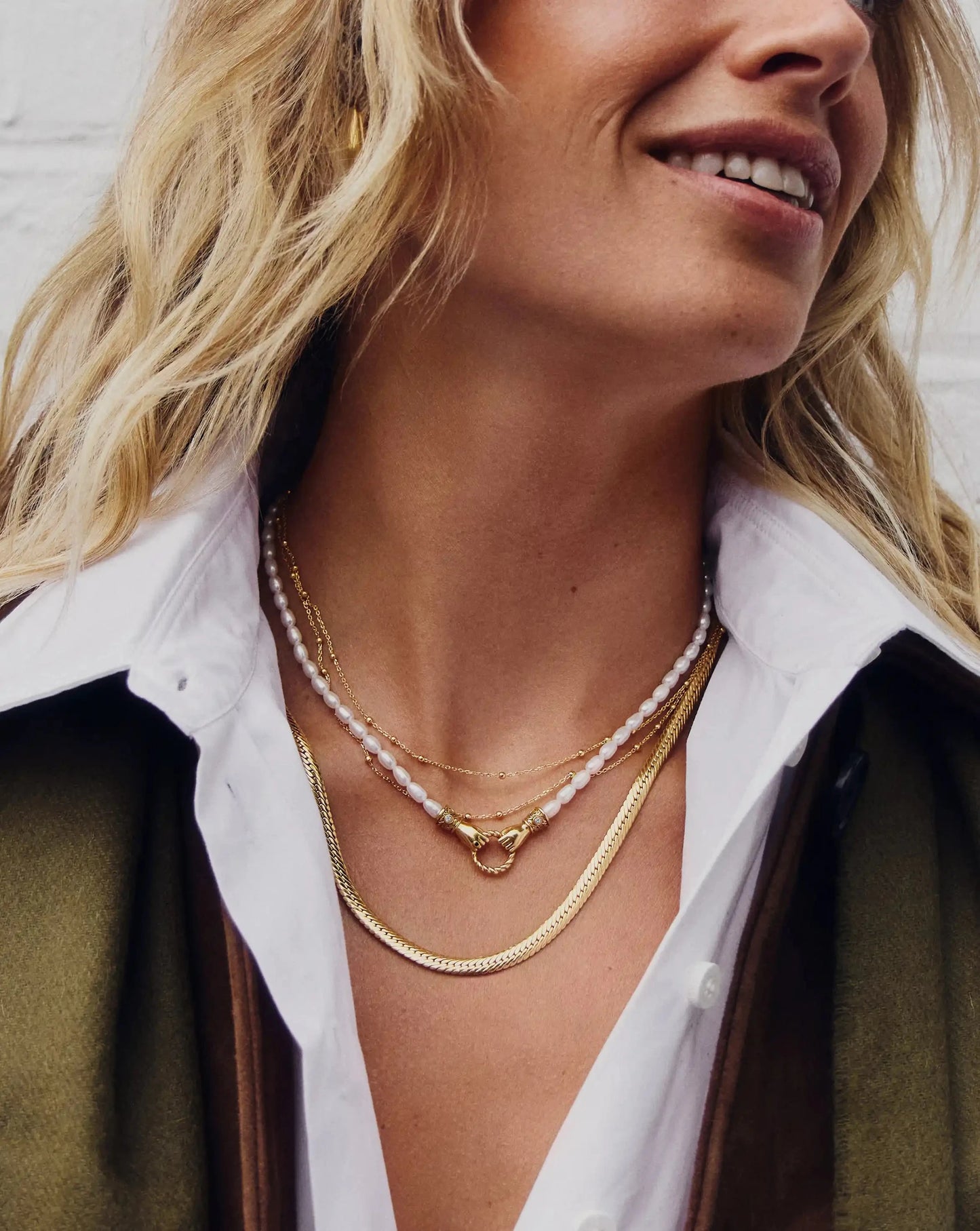 Harris Reed In Good Hands Pearl Pendant Necklace | 18ct Gold Plated/Pearl & Black Onyx Necklaces Missoma