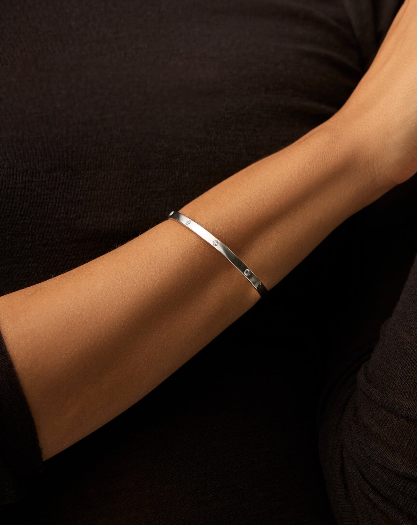 Interstellar Hinged Bangle | Sterling Silver/Cubic Zirconia Bracelets Missoma