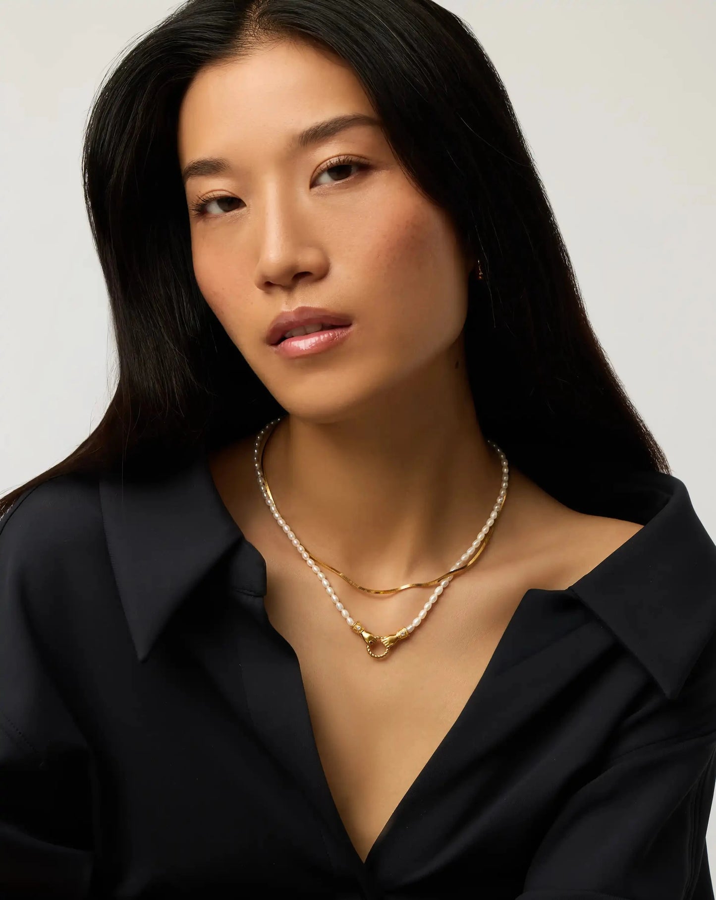 Lucy Williams Snake Chain & Harris Reed In Good Hands Necklace Set | 18ct Gold Vermeil/18ct Gold Plated/Pearl & Black Onyx Necklaces Missoma