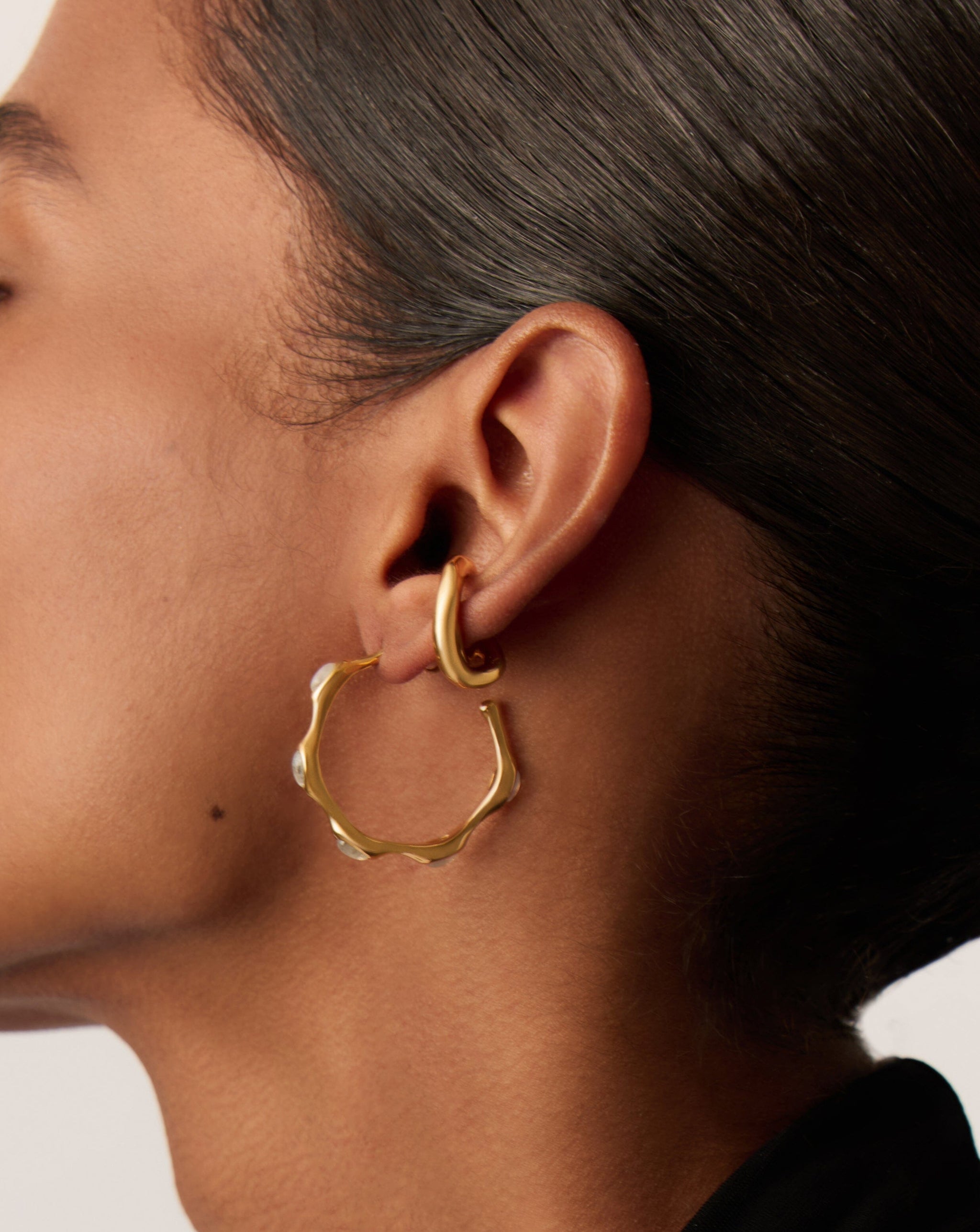 Magma Gemstone Medium Hoop Earrings | 18ct Recycled Gold Vermeil on Recycled Sterling Silver Earrings Missoma