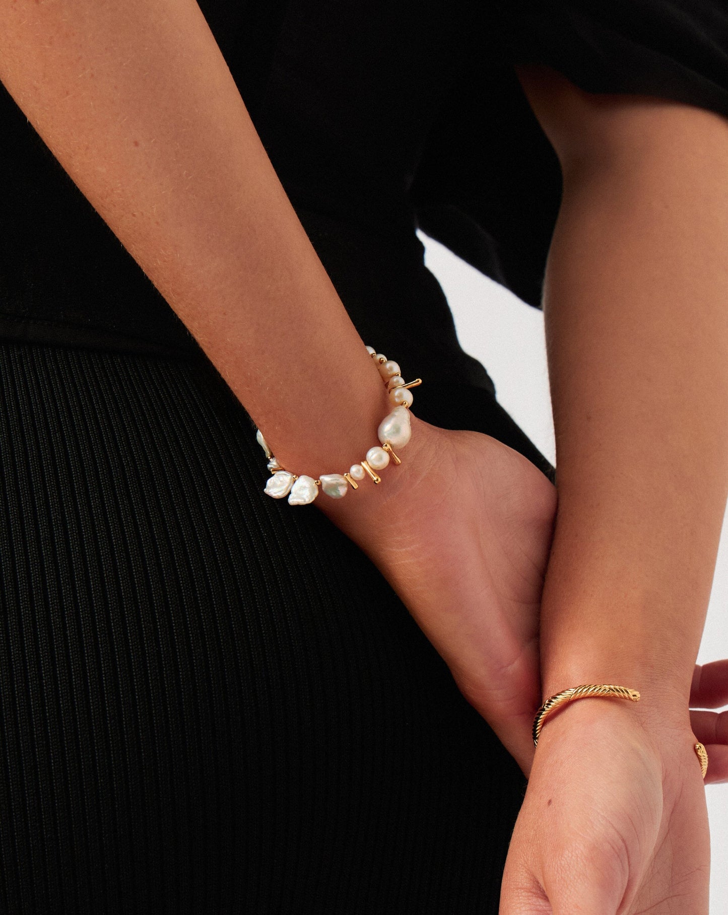 Mixed Pearl Statement Beaded Bracelet | 18ct Gold Plated/Pearl Bracelets Missoma