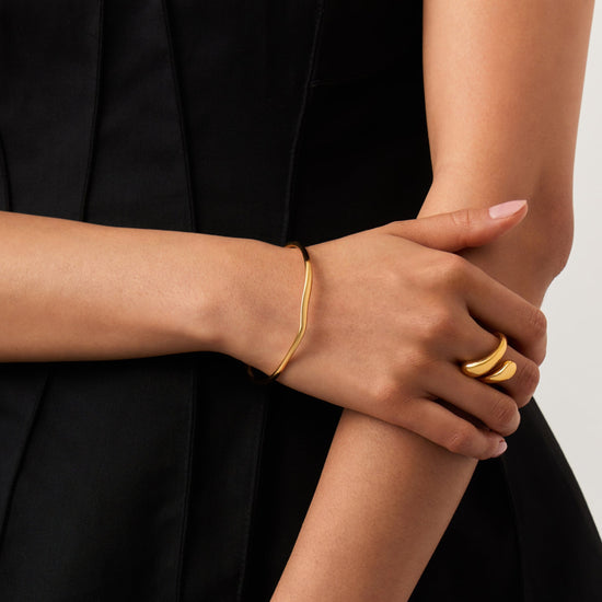 Molten Ripple Bangle | 18ct Gold Vermeil Bracelets Missoma