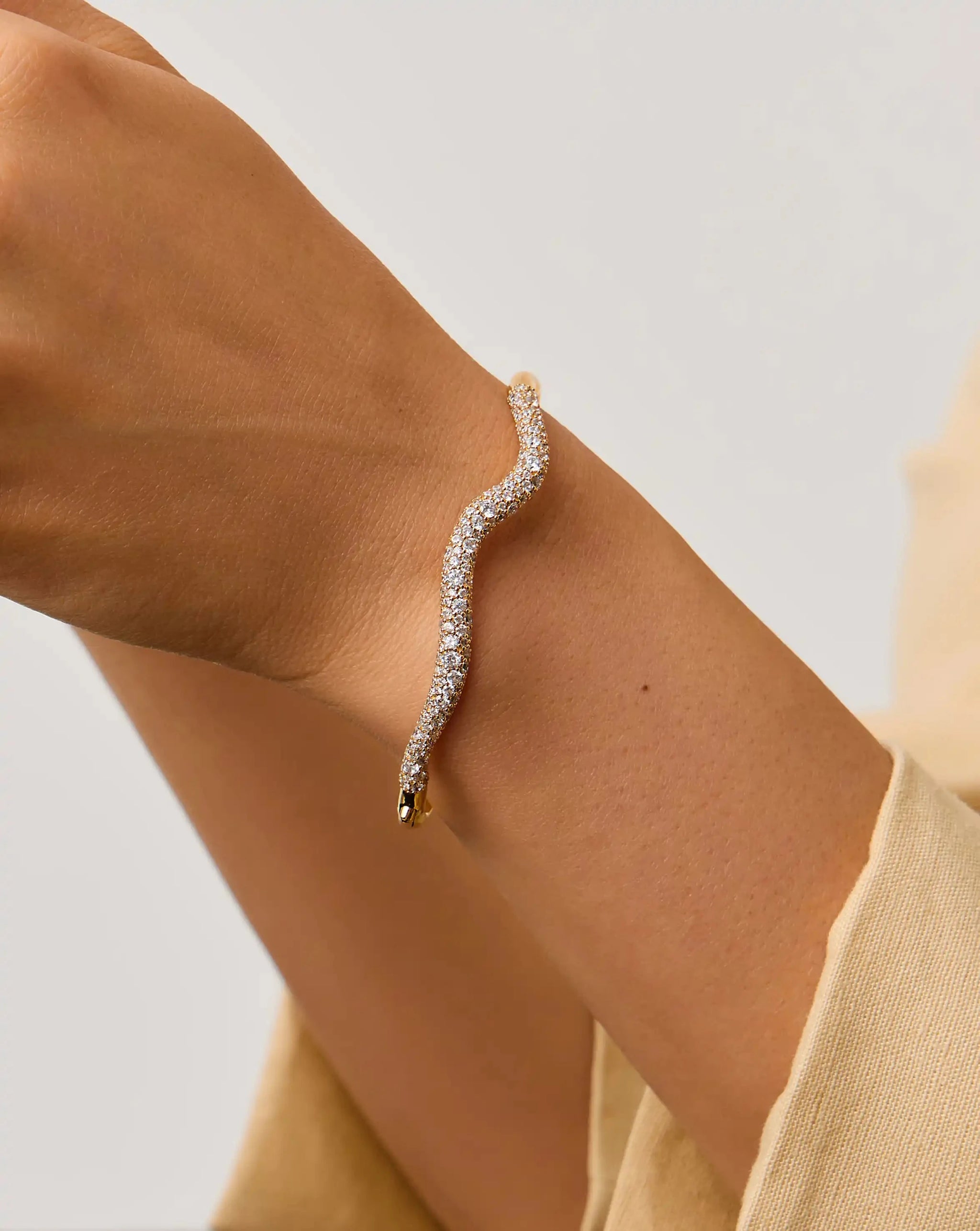 Molten Snow Ripple Hinged Bangle | 18ct Gold Plated/Cubic Zirconia Bracelets Missoma