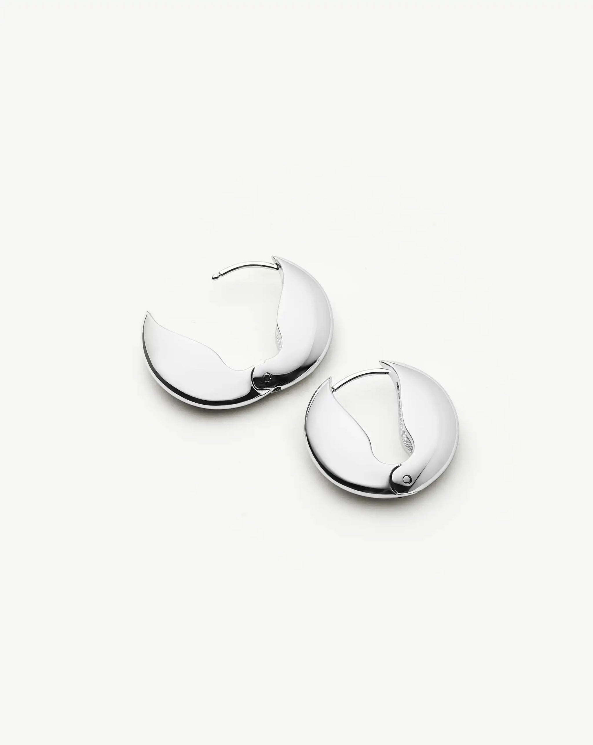 Pebble Hinged Hoop Earrings | Platinum Plated Earrings Missoma