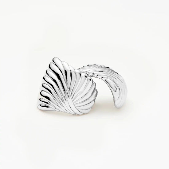 Ripple Oversized Stud Earrings Earrings Missoma
