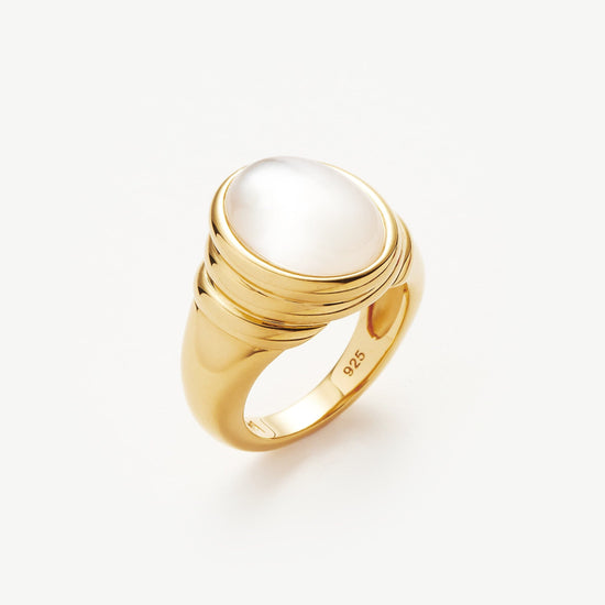 Savi Ridge Oval Gemstone Chunky Ring | 18ct Gold Plated Vermeil/ Mother of Pearl & Quartz Rings Missoma