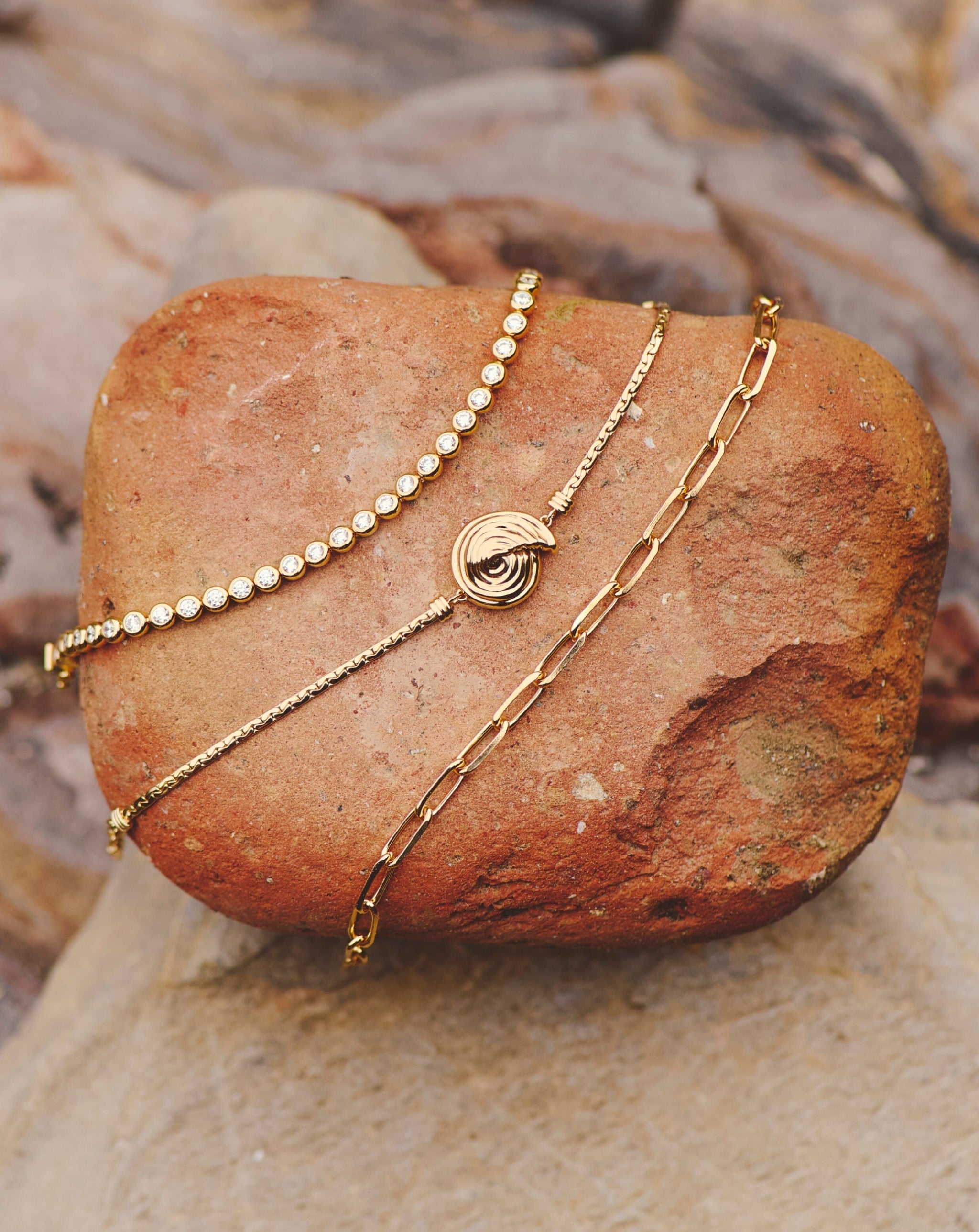 Spiral Cobra Chain Bracelet | 18ct Gold Plated Bracelets Missoma