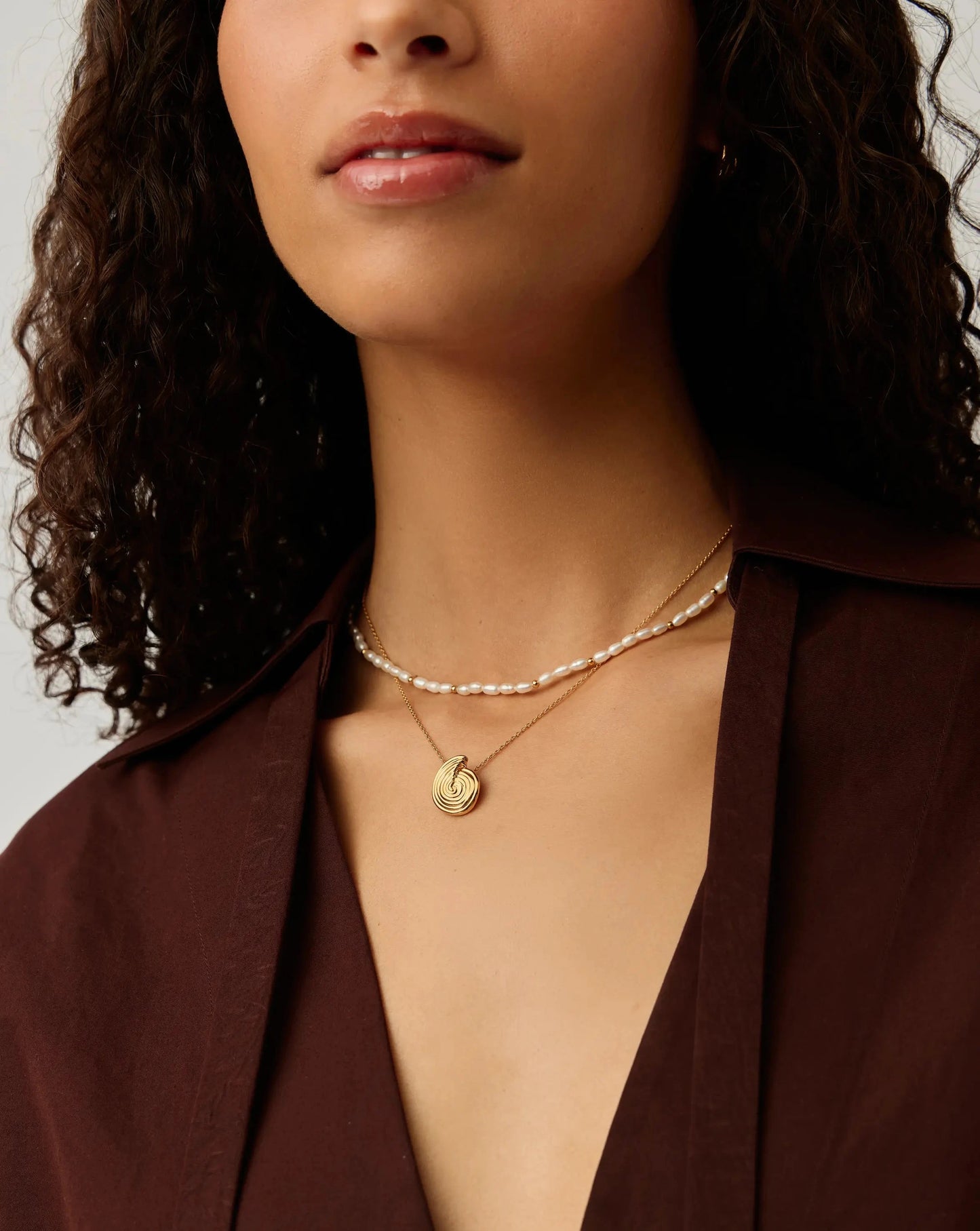 Spiral Pendant Necklace & Pearl Beaded Choker Set | 18ct Gold Plated / Pearl Necklaces Missoma