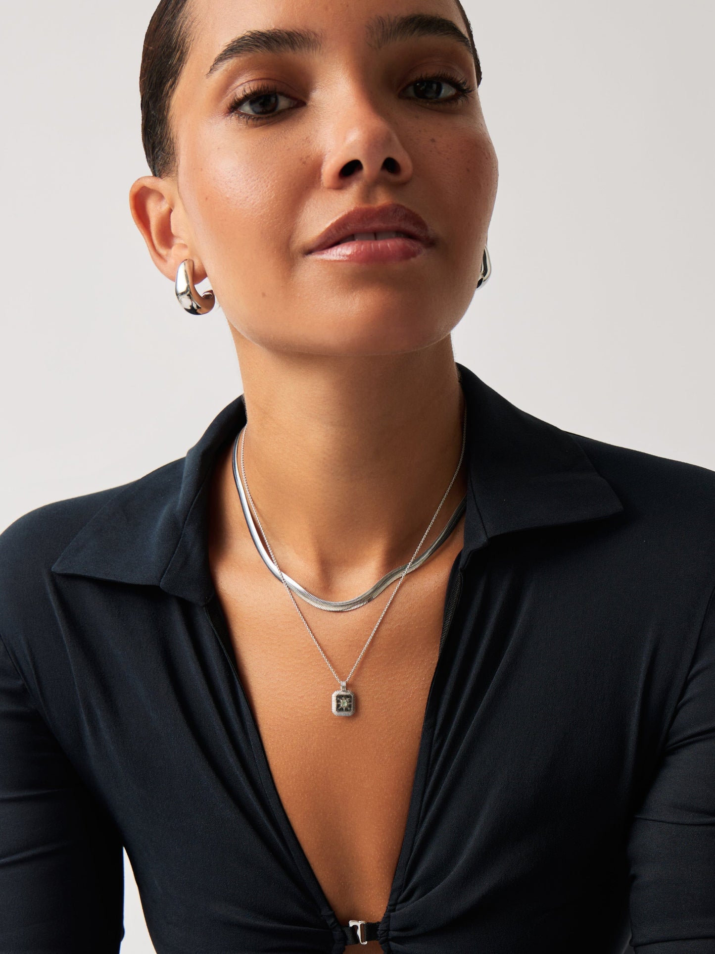 Star Ridge Birthstone Pendant Necklace - Dyed Aqua Chalcedony/March Necklaces Missoma