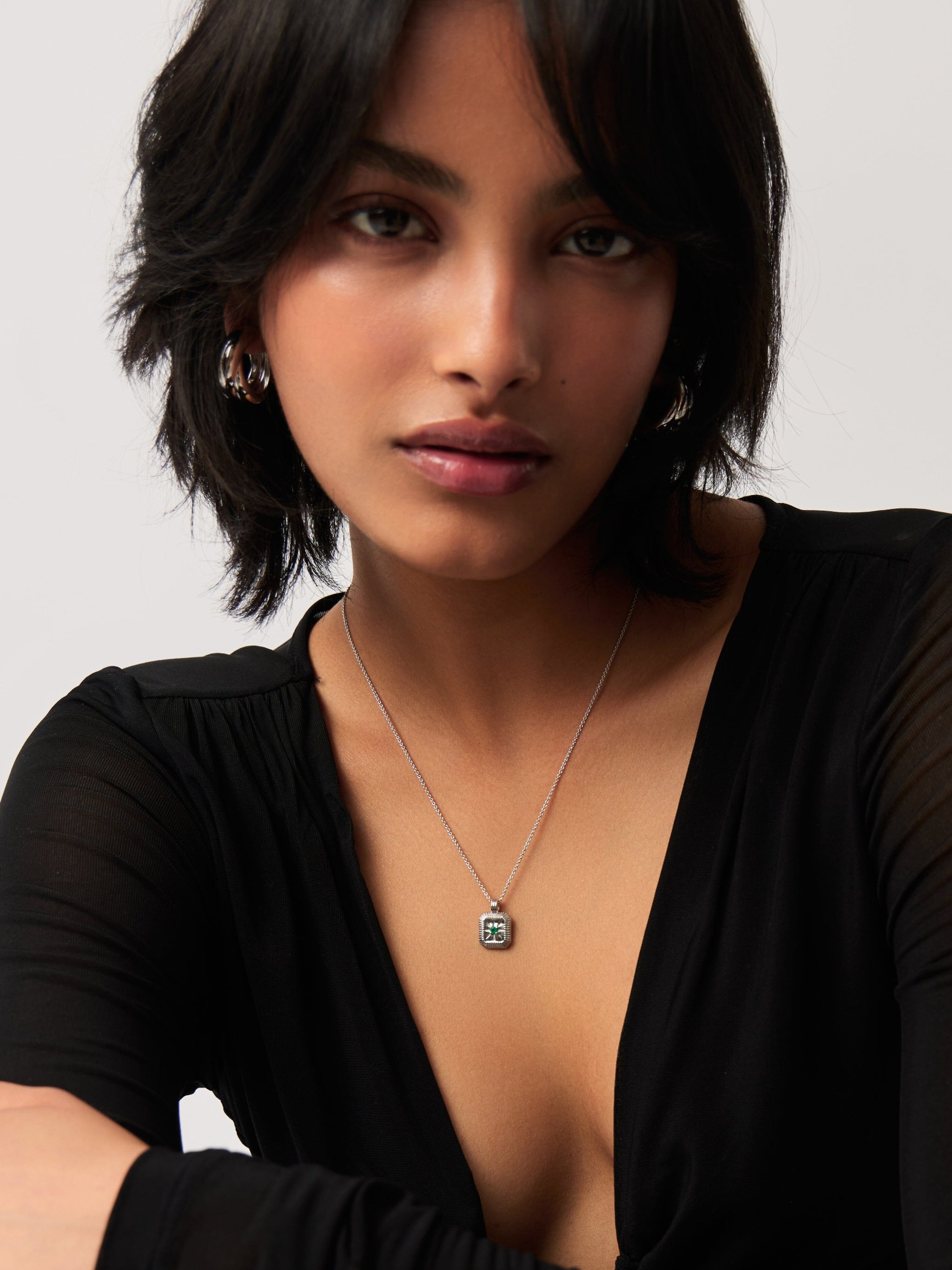 Star Ridge Birthstone Pendant Necklace - Dyed Green Chalcedony/May Necklaces Missoma