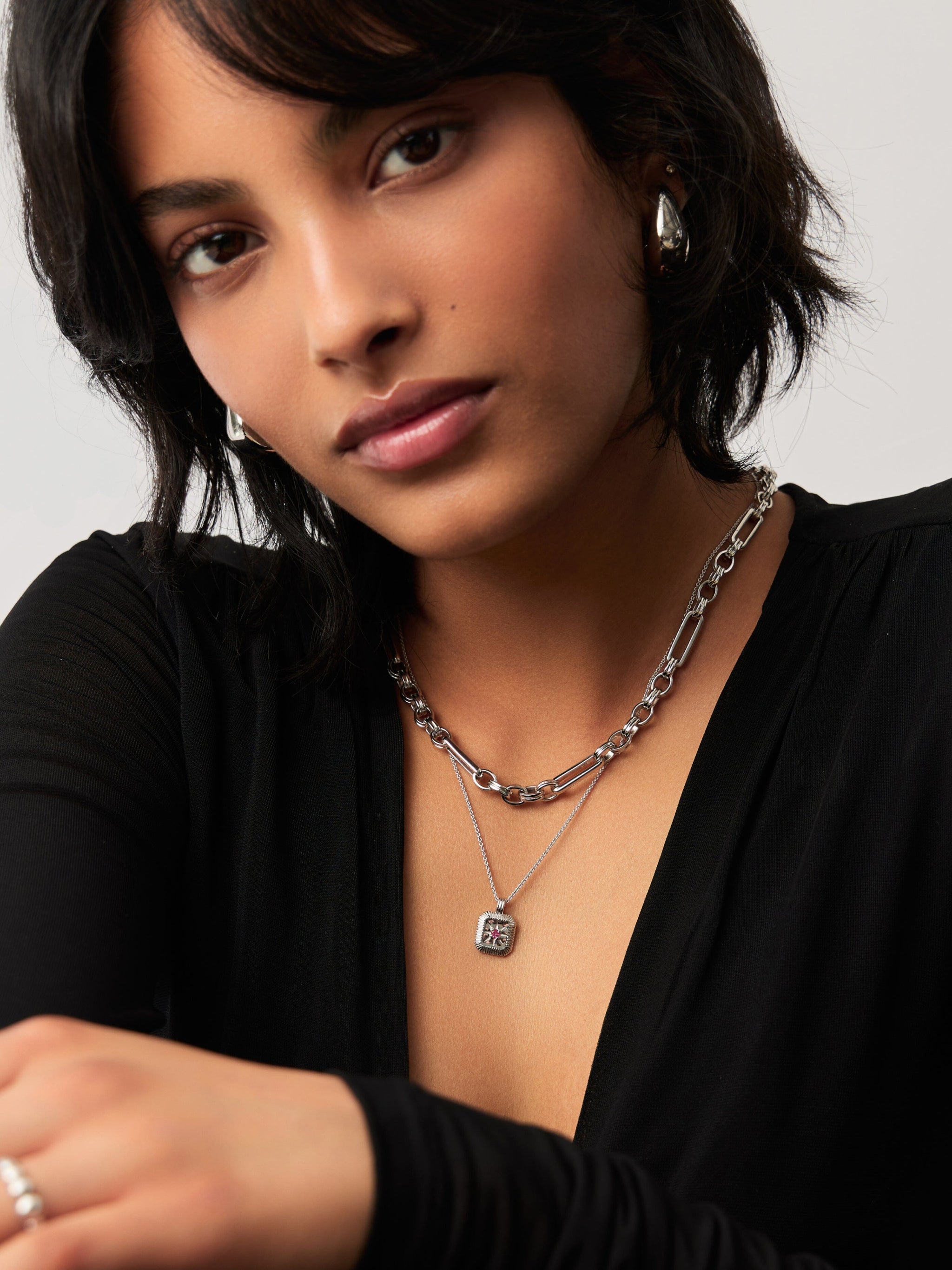 Star Ridge Birthstone Pendant Necklace - Ruby/July Necklaces Missoma