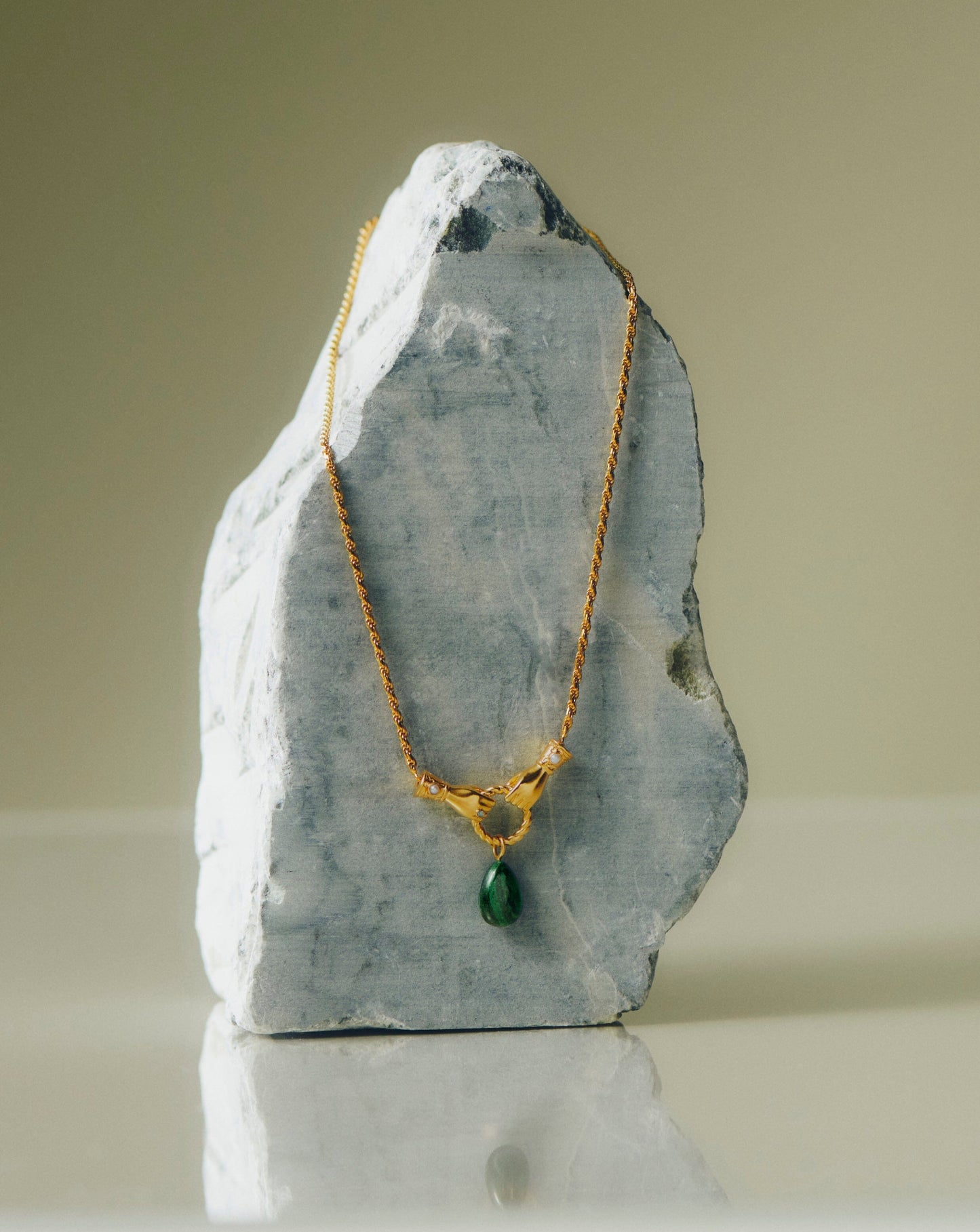Harris Reed In Good Hands Drop Pendant Necklace | 18ct Gold Plated/Malachite & Pearl Necklaces Missoma