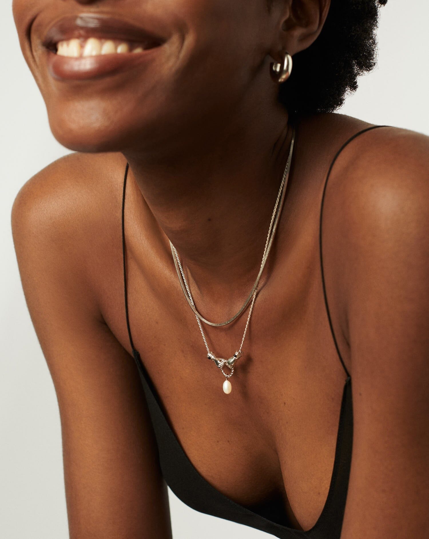 Harris Reed In Good Hands Drop Pendant Necklace | Silver Plated/Pearl & Black Onyx Necklaces Missoma