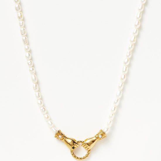 Harris Reed Medium In Good Hands Pearl Pendant Necklace Necklaces Missoma