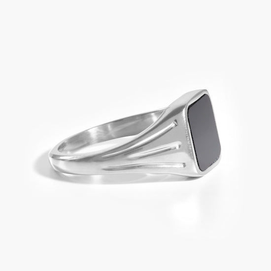 Lucy Williams Square Signet Ring | Sterling Silver/Black Spinel Rings Missoma
