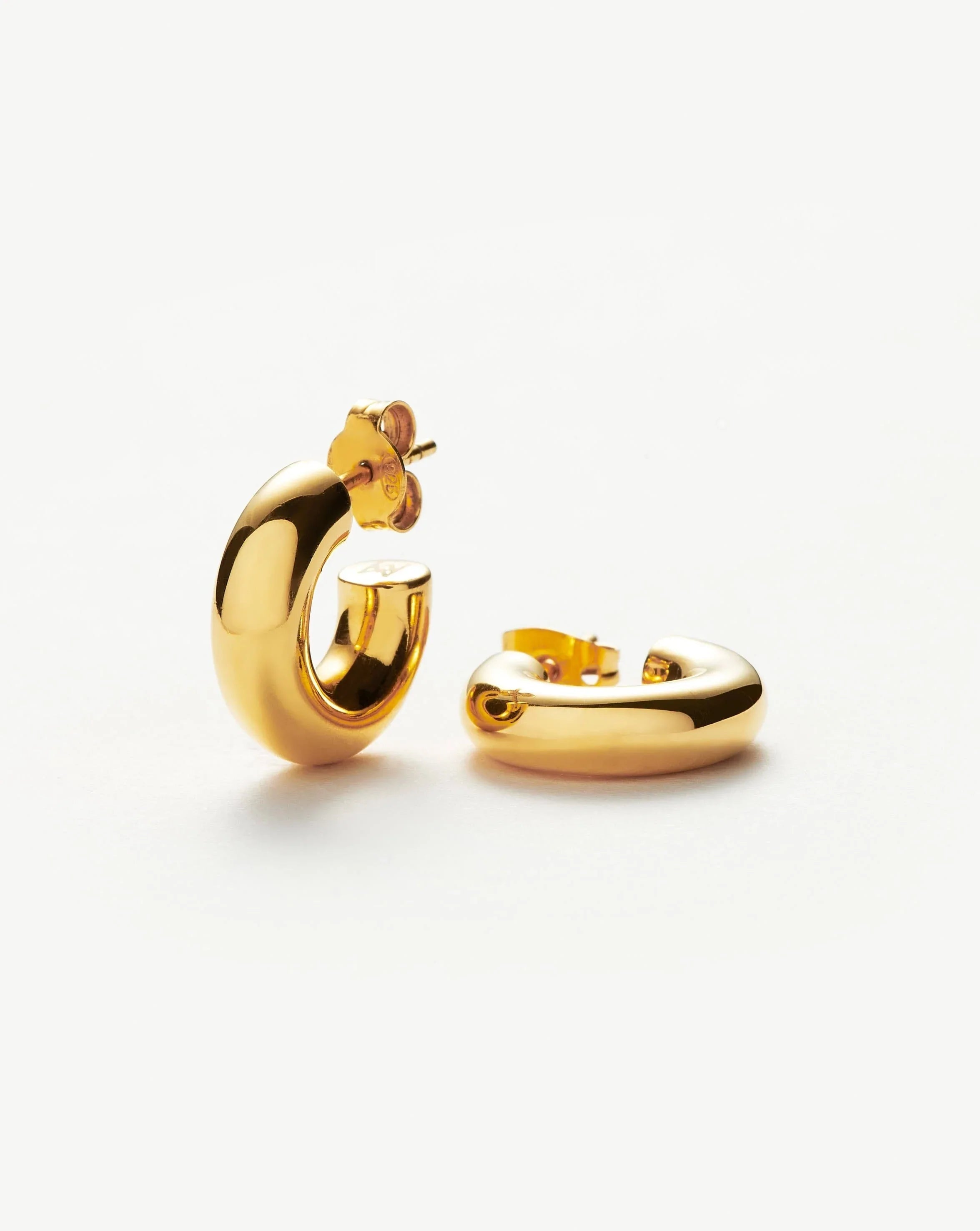 Mini chunky 2025 gold hoops