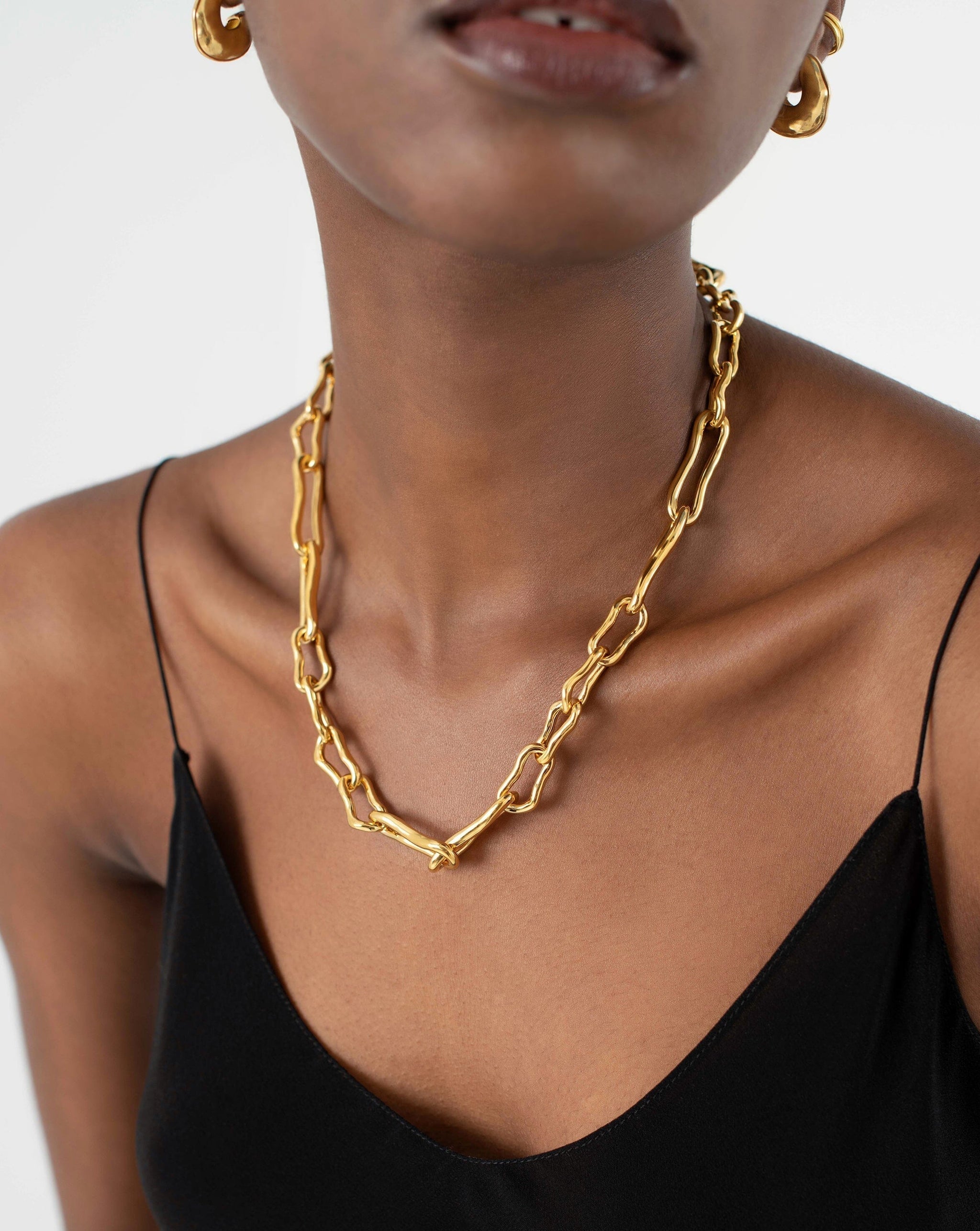 Molten Twisted Infinity Chain Necklace Necklaces Missoma