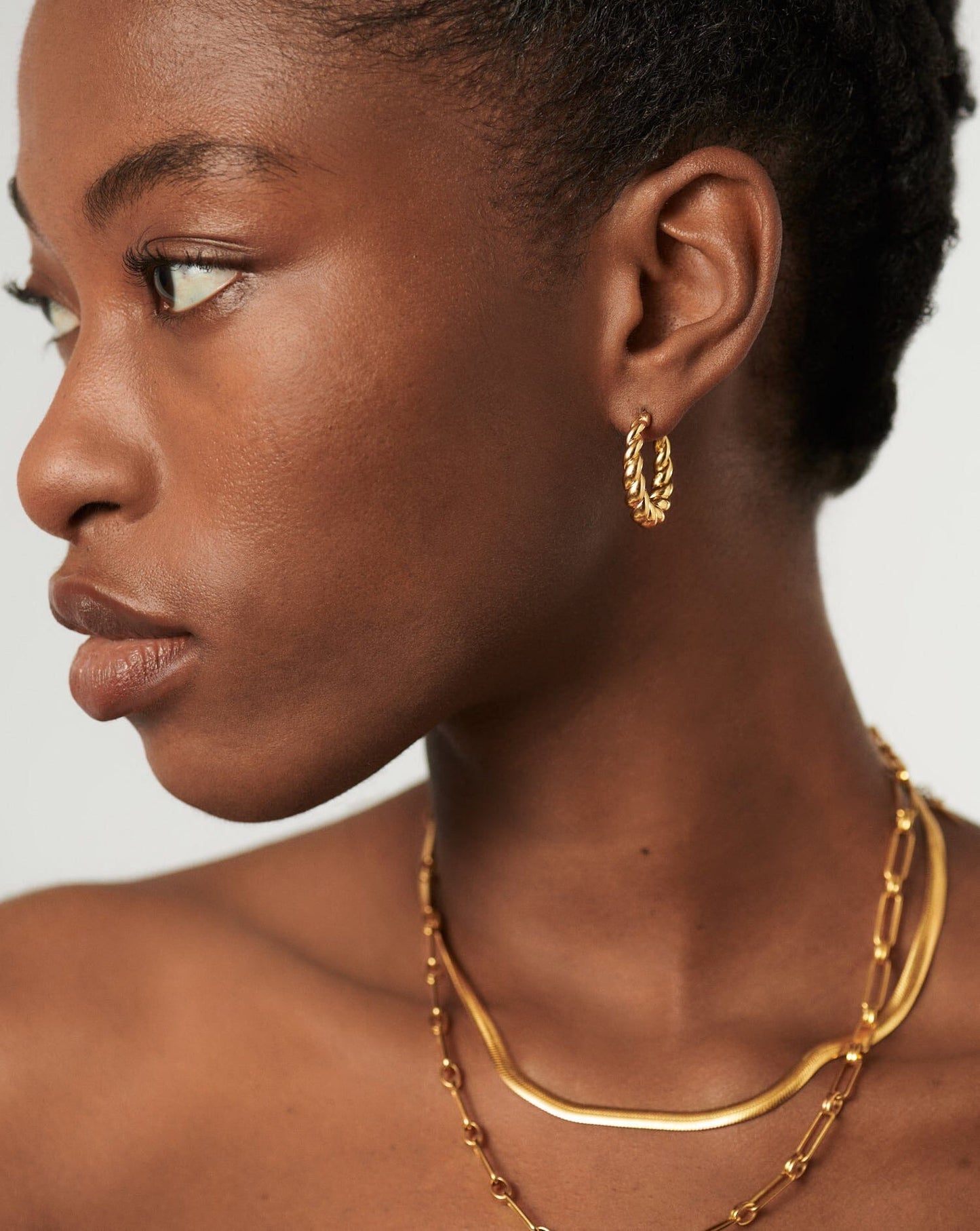 Twisted Tidal Medium Hoop Earrings | 18ct Gold Plated Earrings Missoma