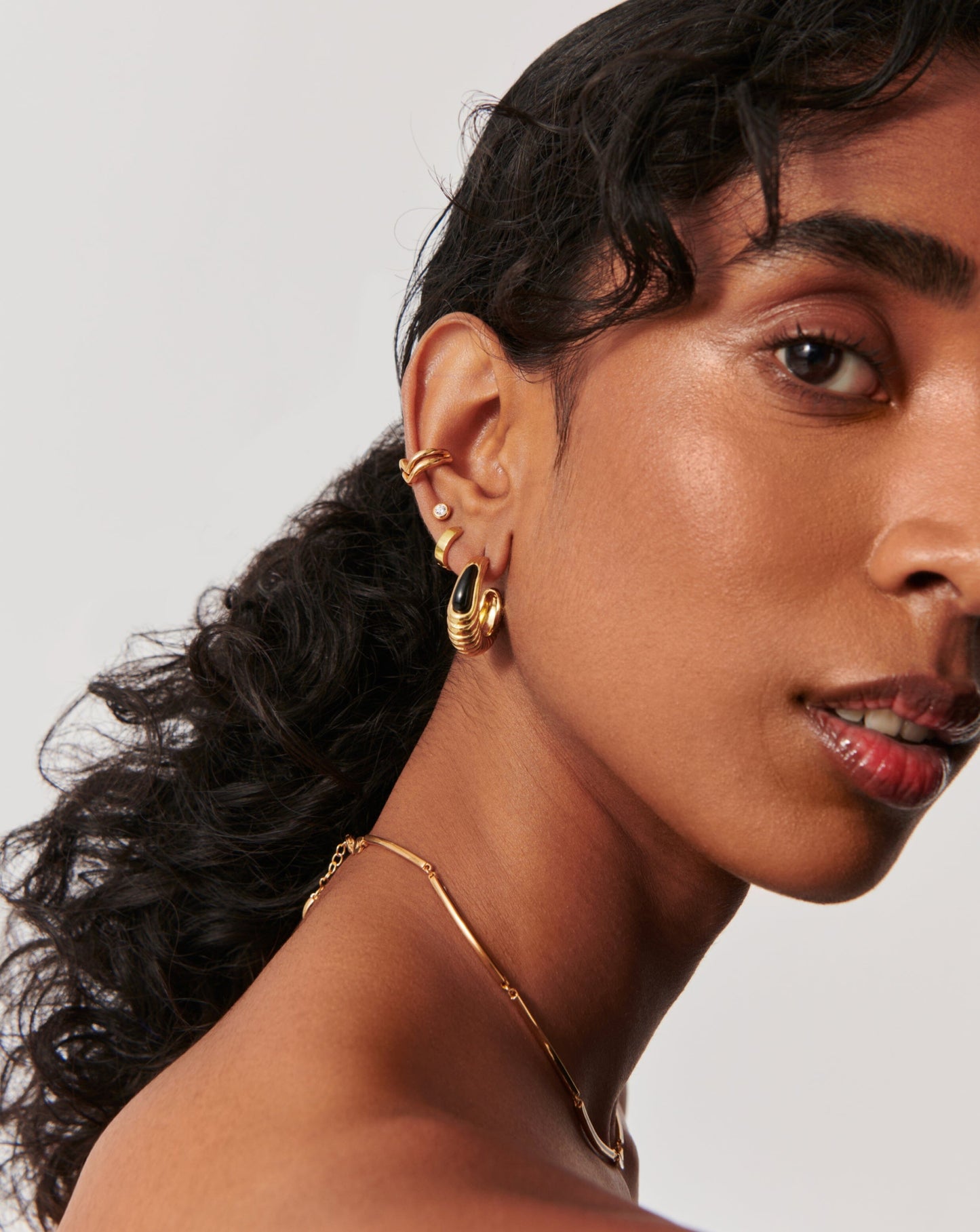 Wavy Ridge Gemstone Medium Hoop Earrings Earrings Missoma