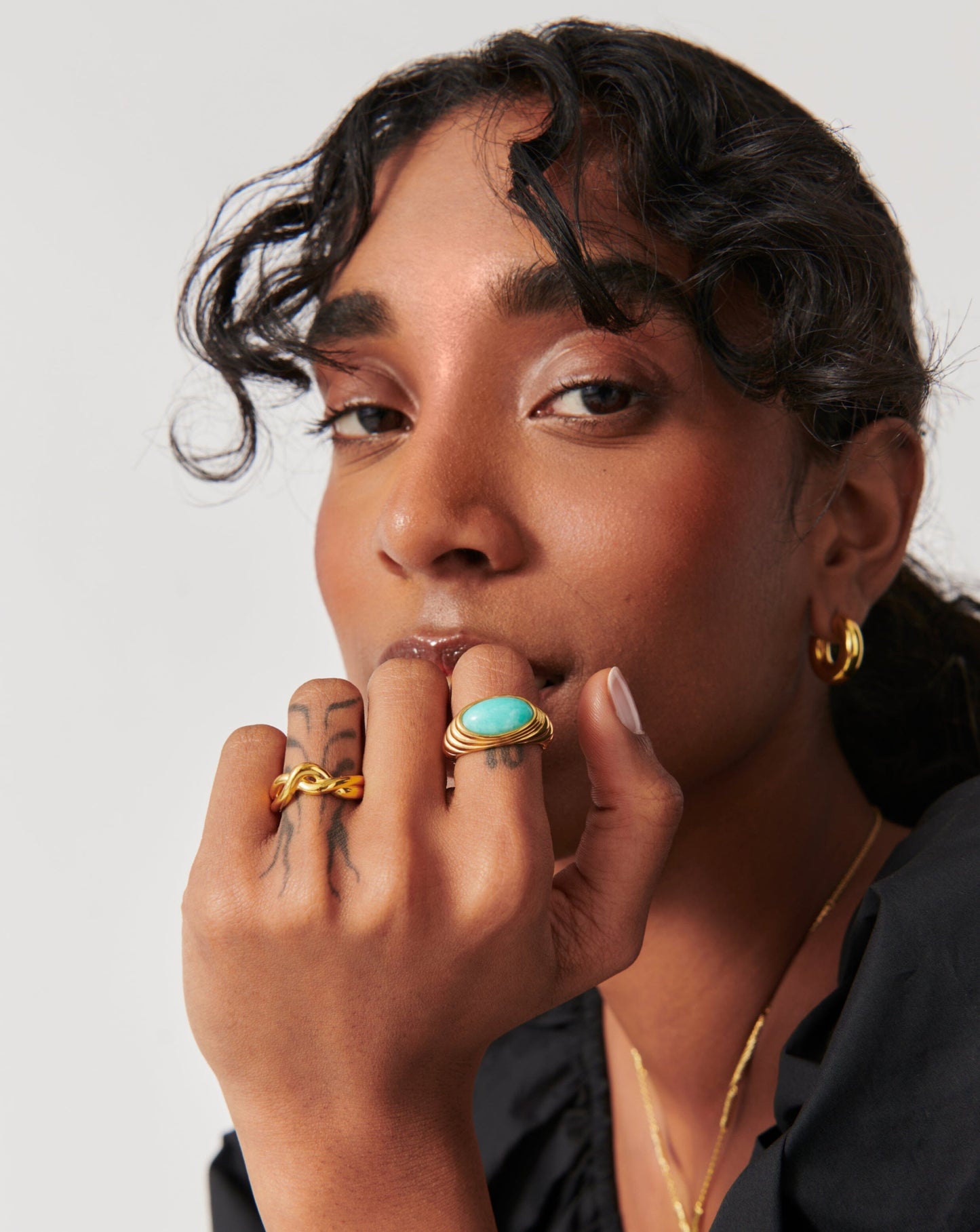 Wavy Ridge Gemstone Ring Rings Missoma