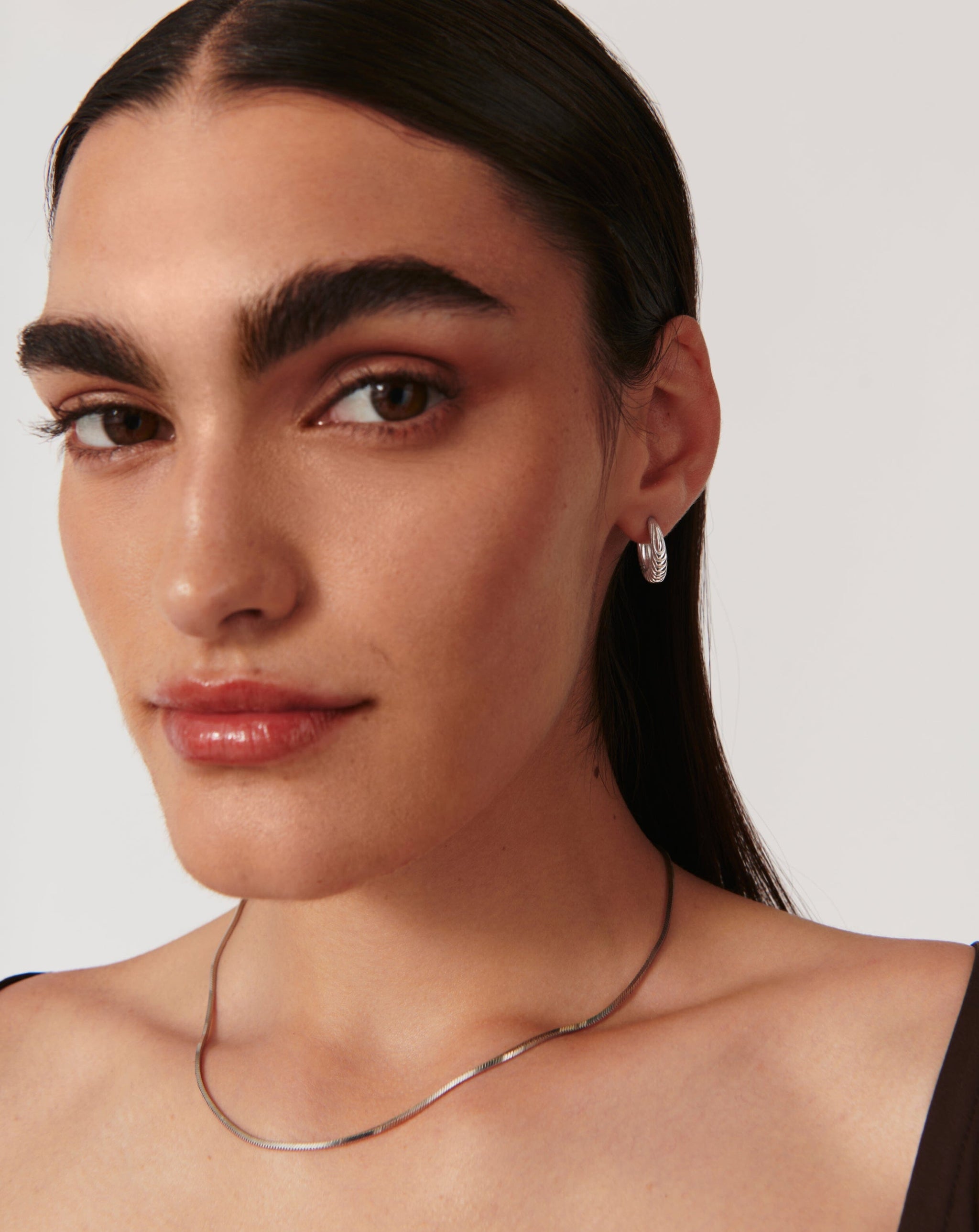 Wavy Ridge Small Hoop Earrings Earrings Missoma