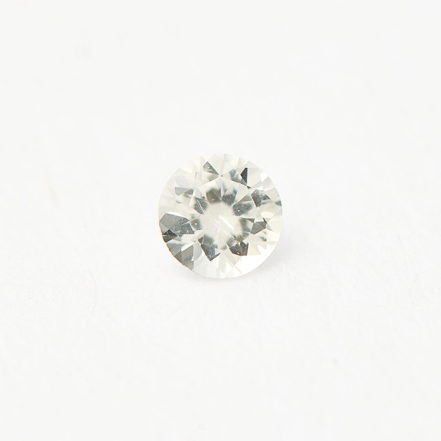 april birthstone - crystal quartz - aries and taurus birthstone