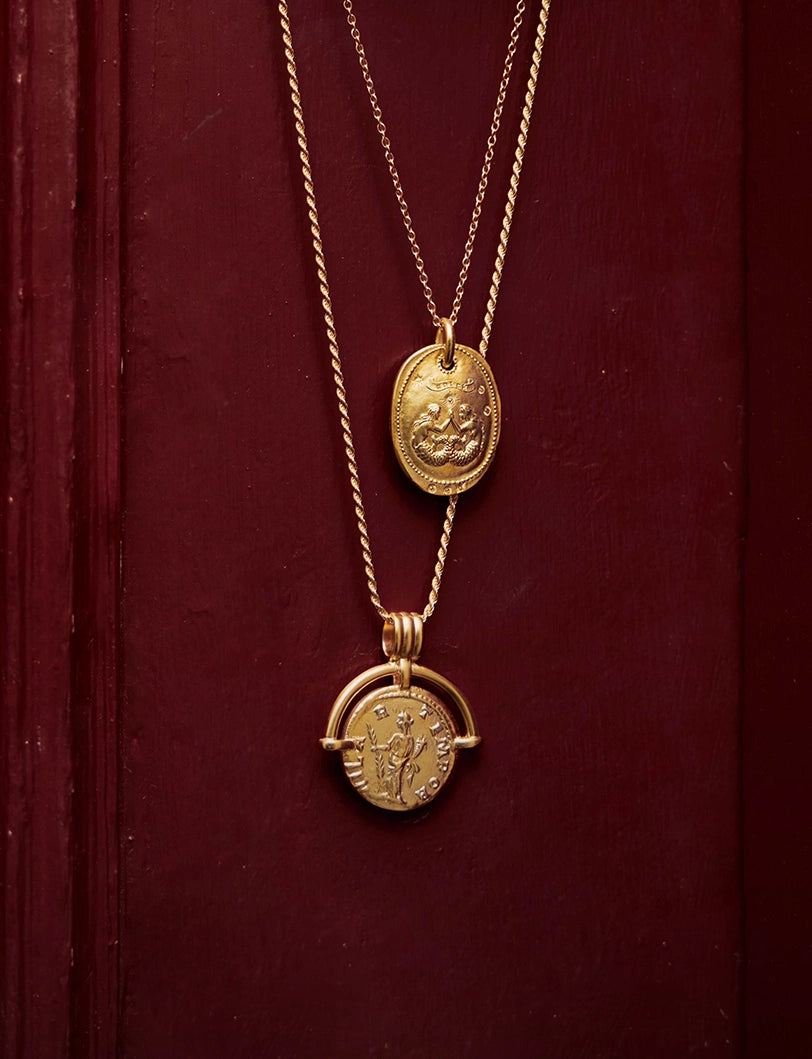 Pendant Gold Necklaces on a chain