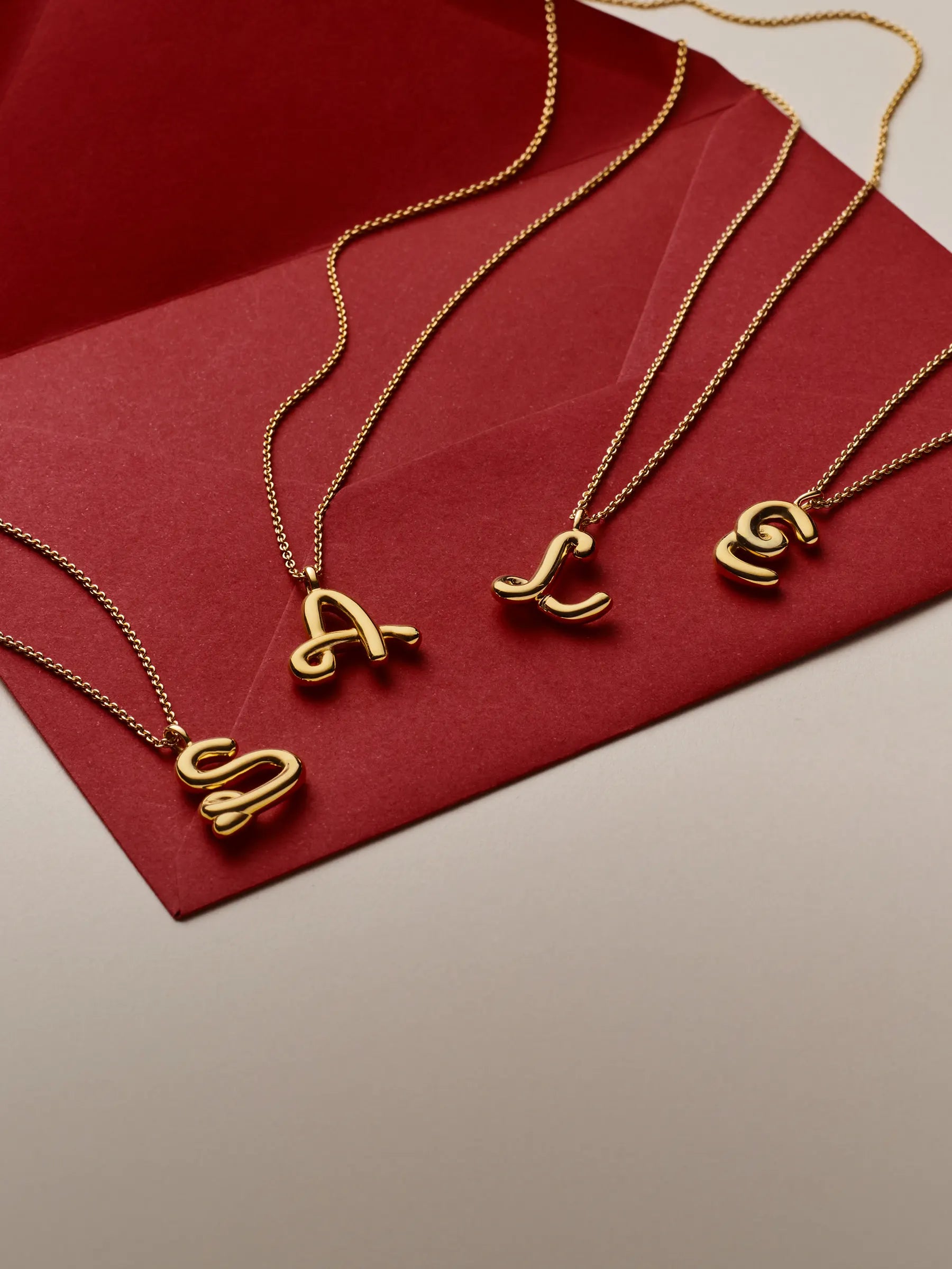 gold initial pendant necklaces