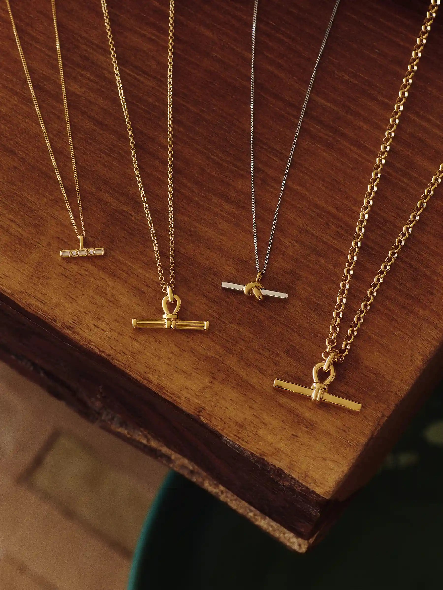 T-bar necklace