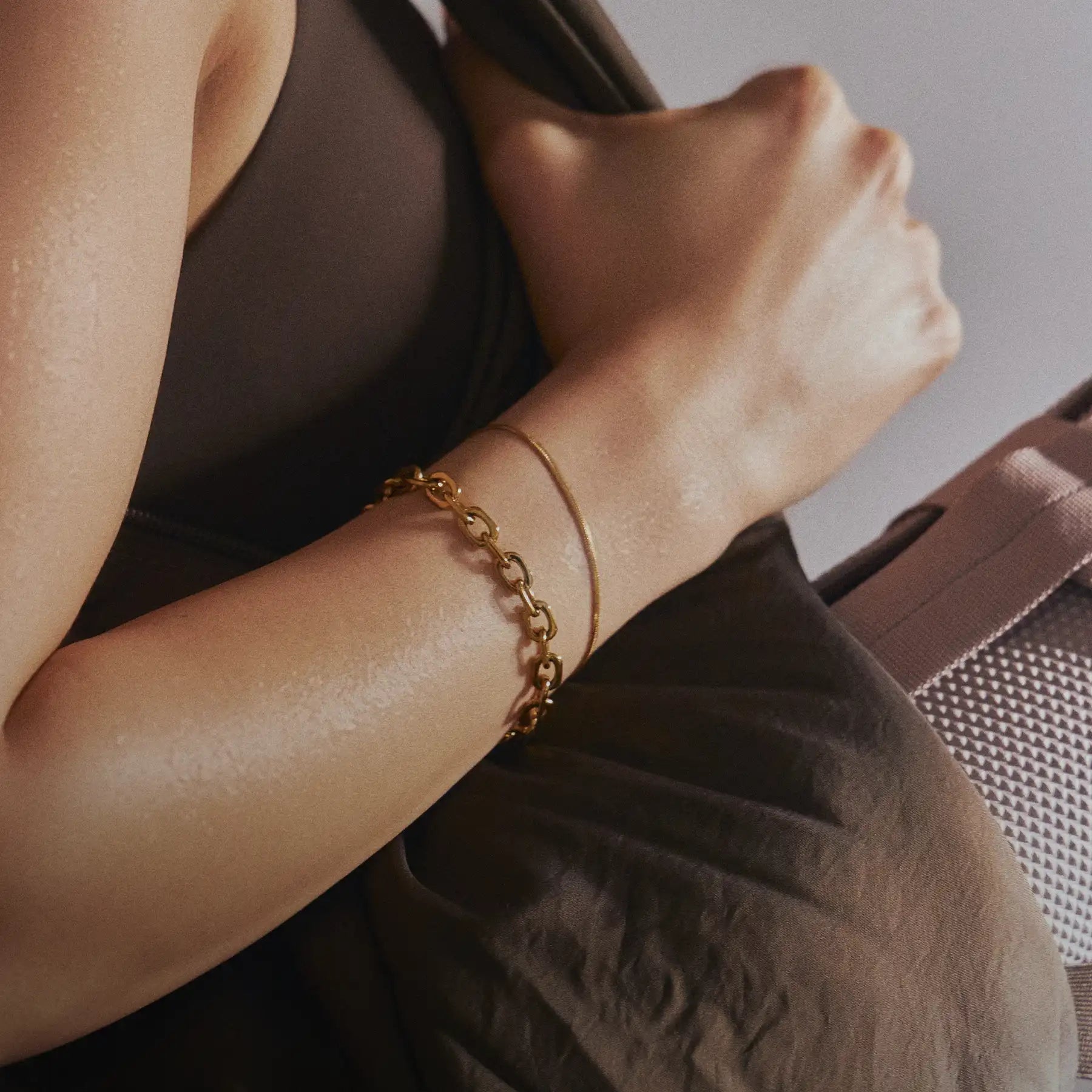 Engraveable Gold Bar Chain Necklace