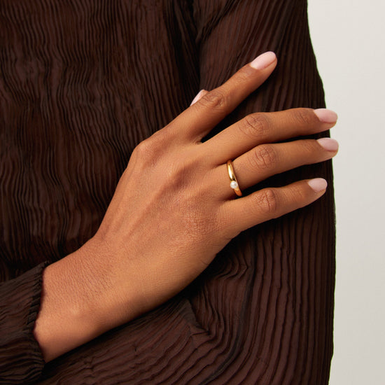 Button Pearl Classic Stacking Ring | 18ct Gold Plated Vermeil/Pearl Rings Missoma 